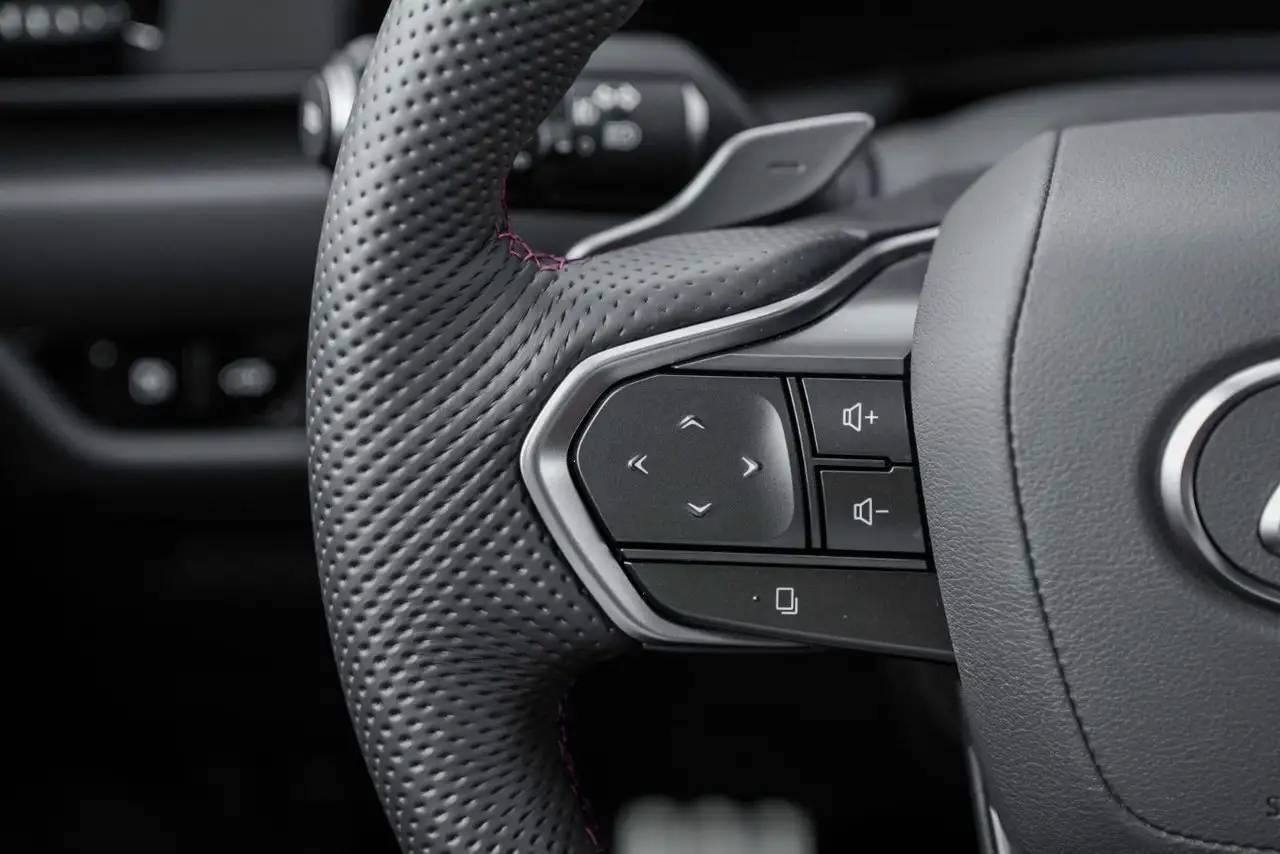 Lexus NX снимка Lexus NX