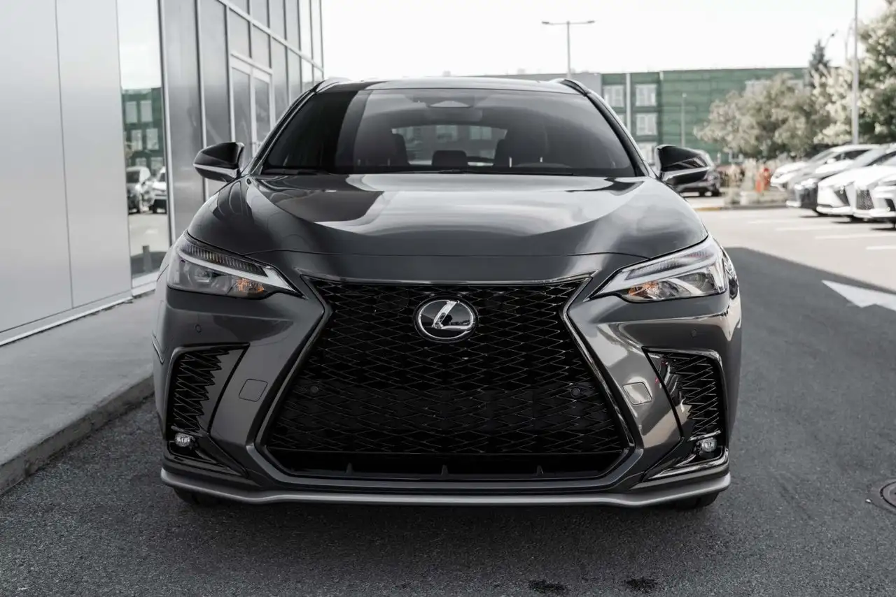 Lexus NX снимка Lexus NX