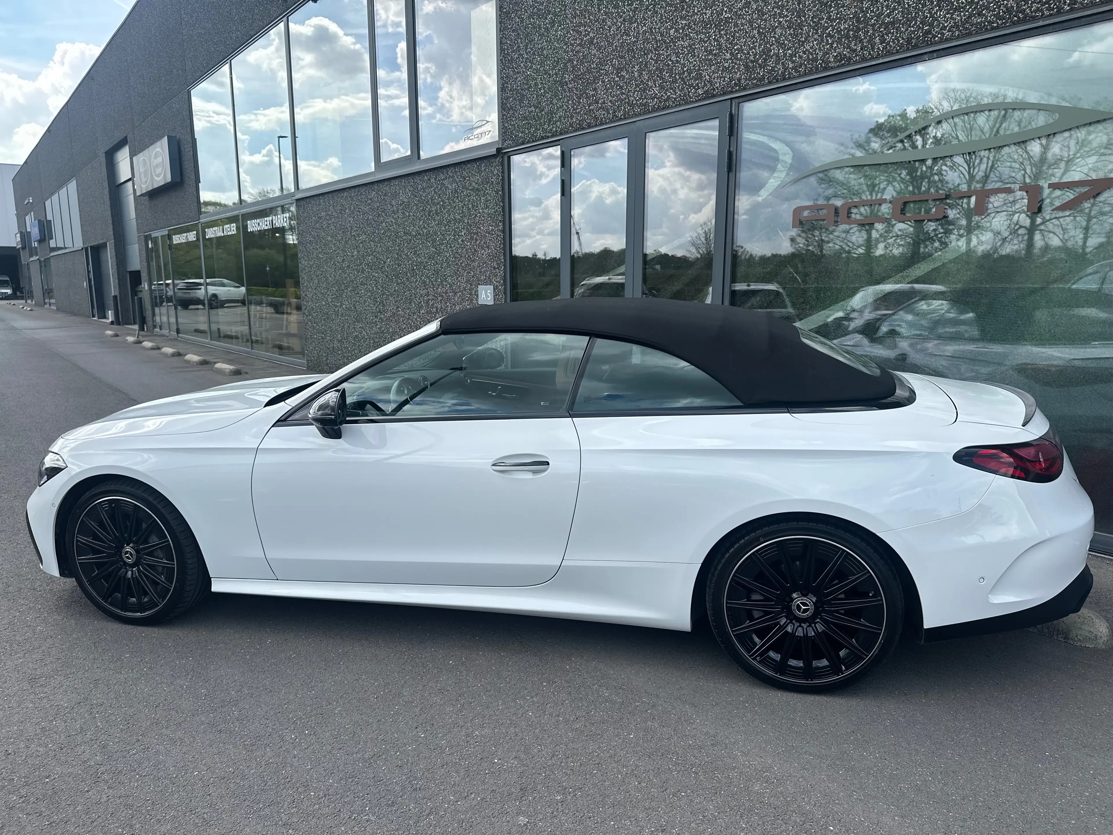 Mercedes-Benz CLE 200 CLE Cabriolet 200 4-Matic AMG Line AMG Line — photo 5