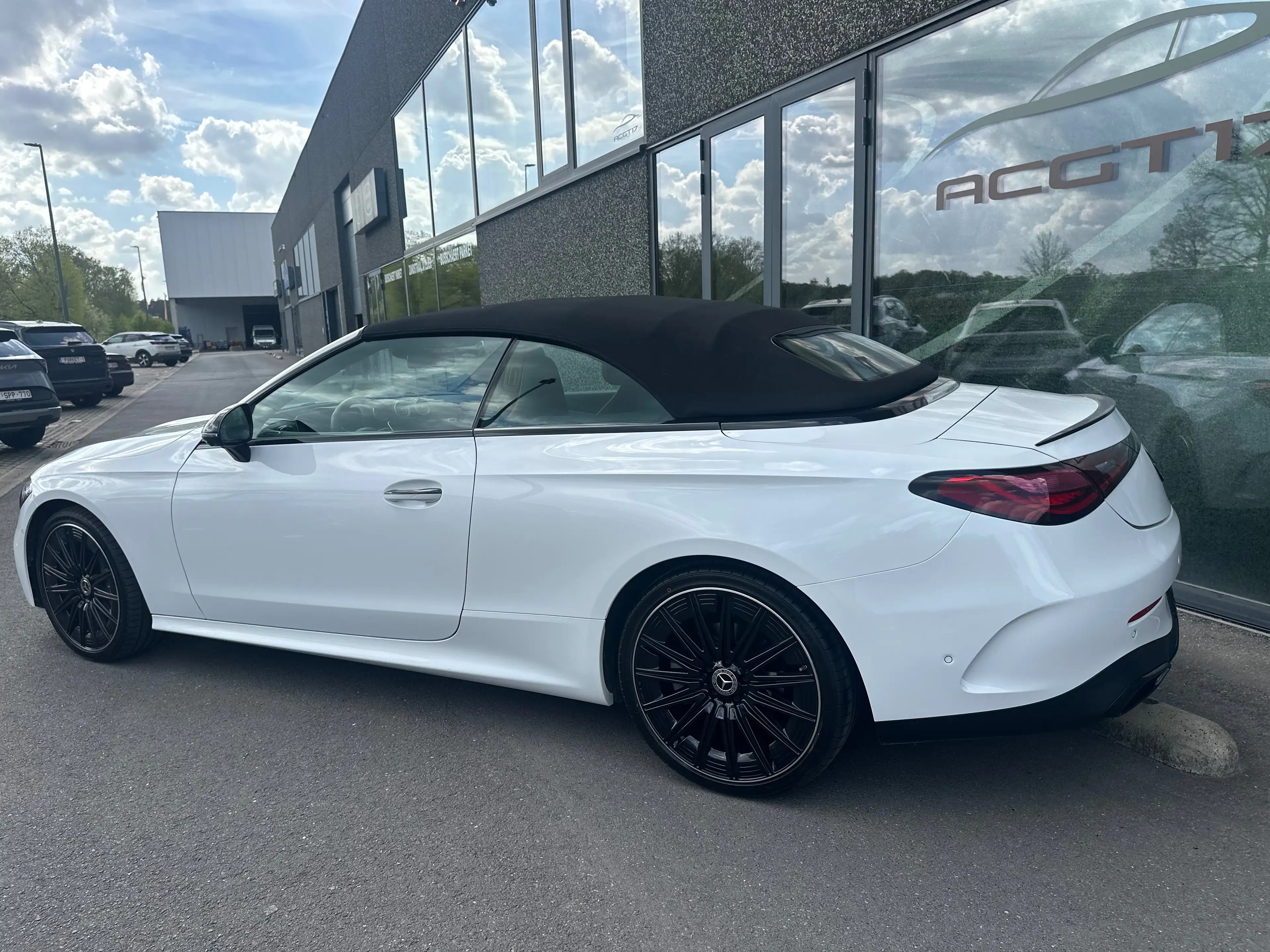 Mercedes-Benz CLE 200 CLE Cabriolet 200 4-Matic AMG Line AMG Line — photo 6