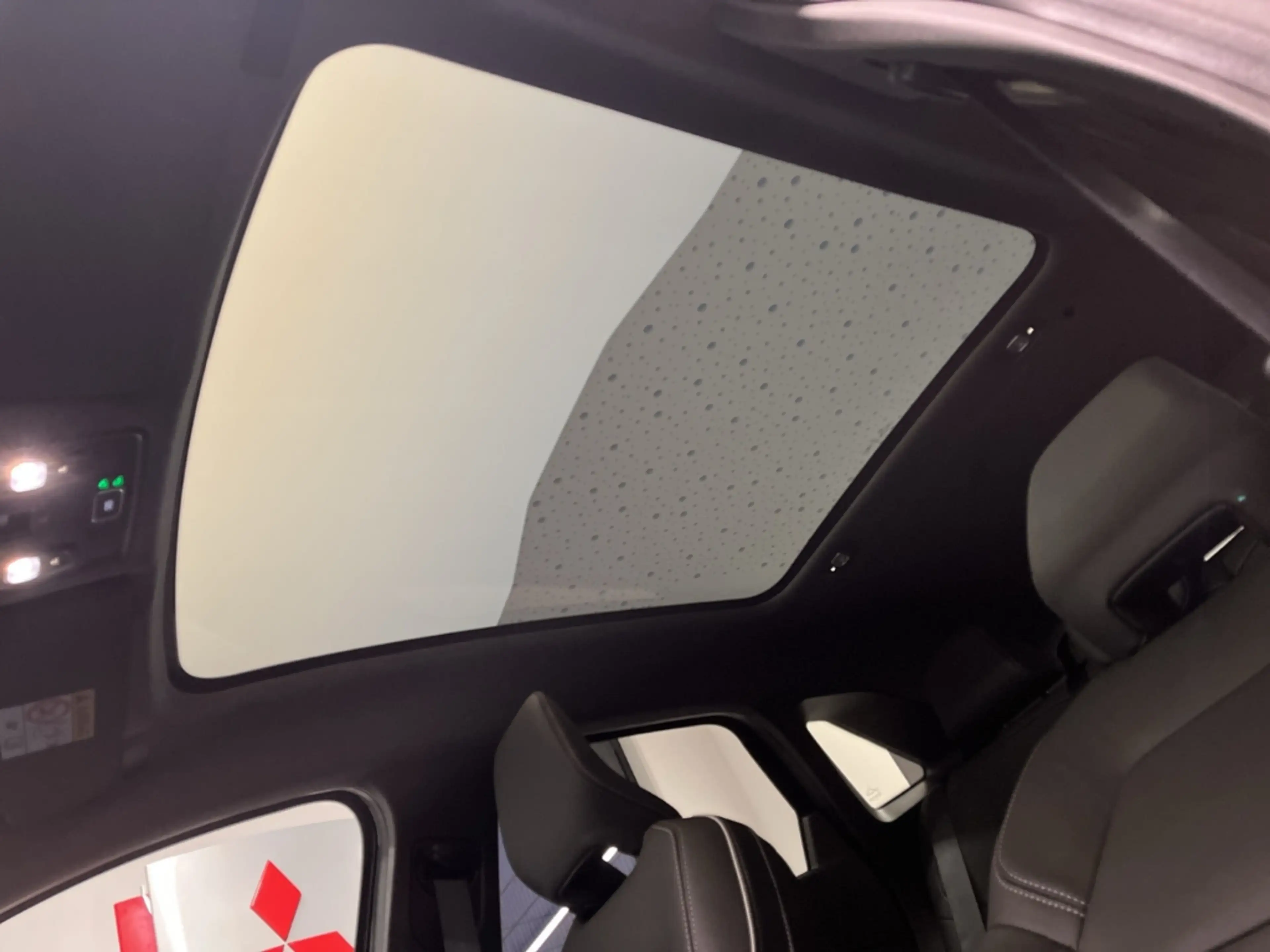 Mitsubishi Grandis 1.3 Diamant TOP HK Pano 360° eHeckklappe — photo 14