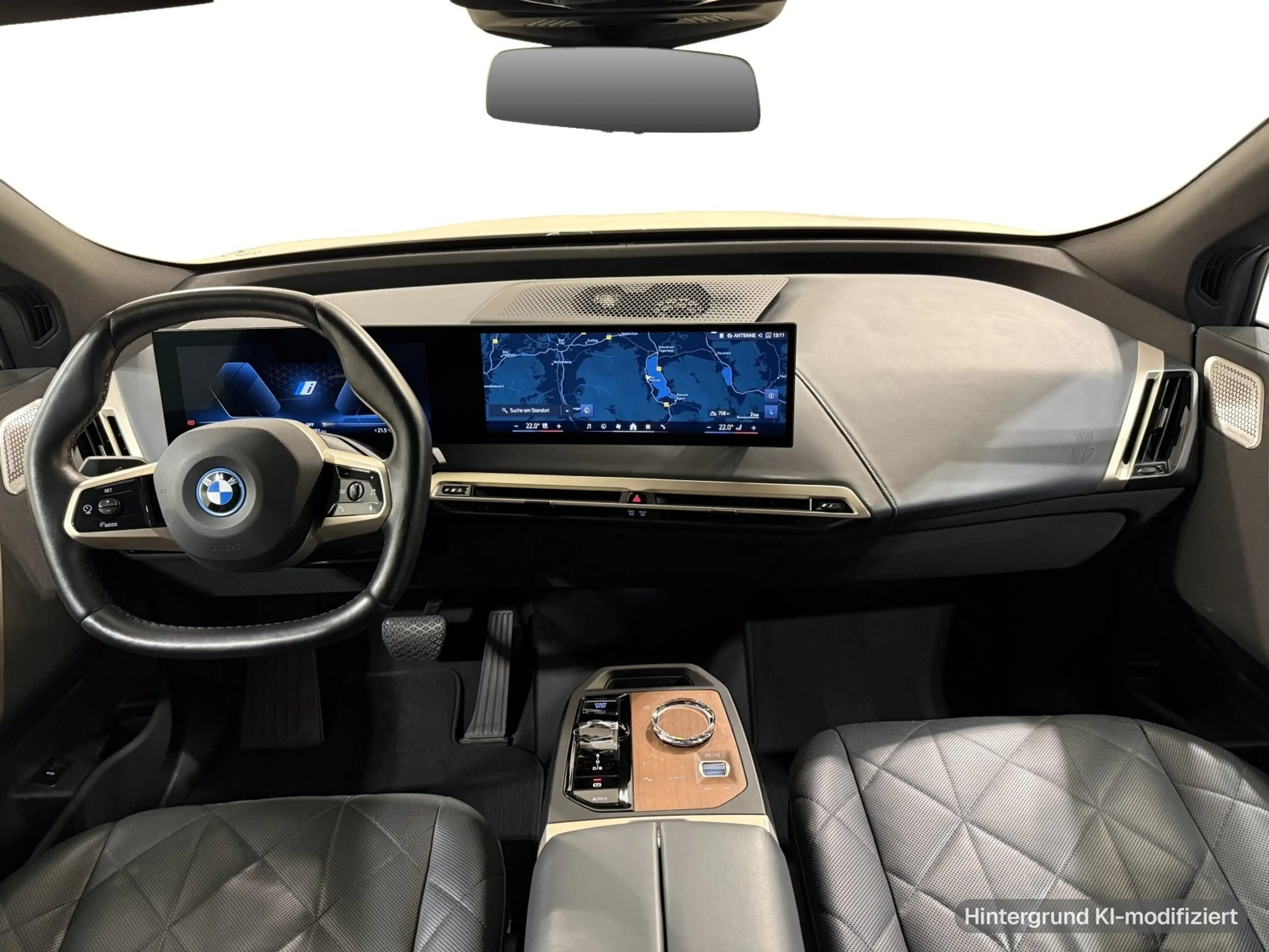 BMW iX xDrive40 Sportpaket AHK B&W ACC 360 HUD Laser — photo 12
