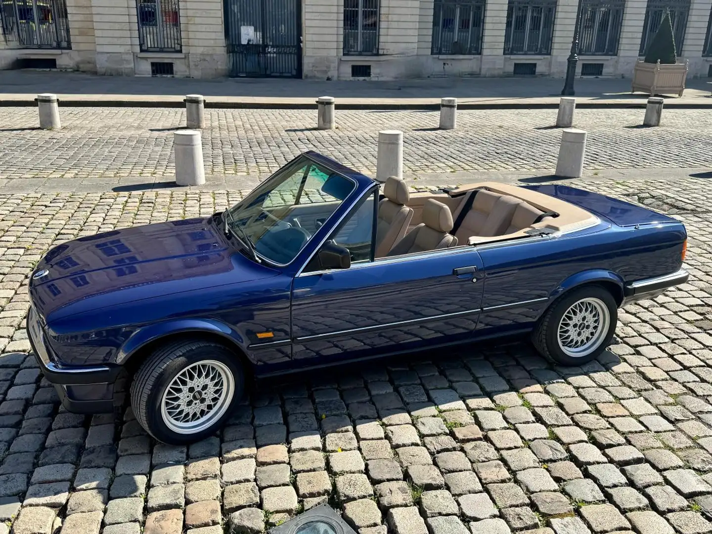BMW 325 325i Cabriolet  CABRIOLET E30 325i Bleu - 1
