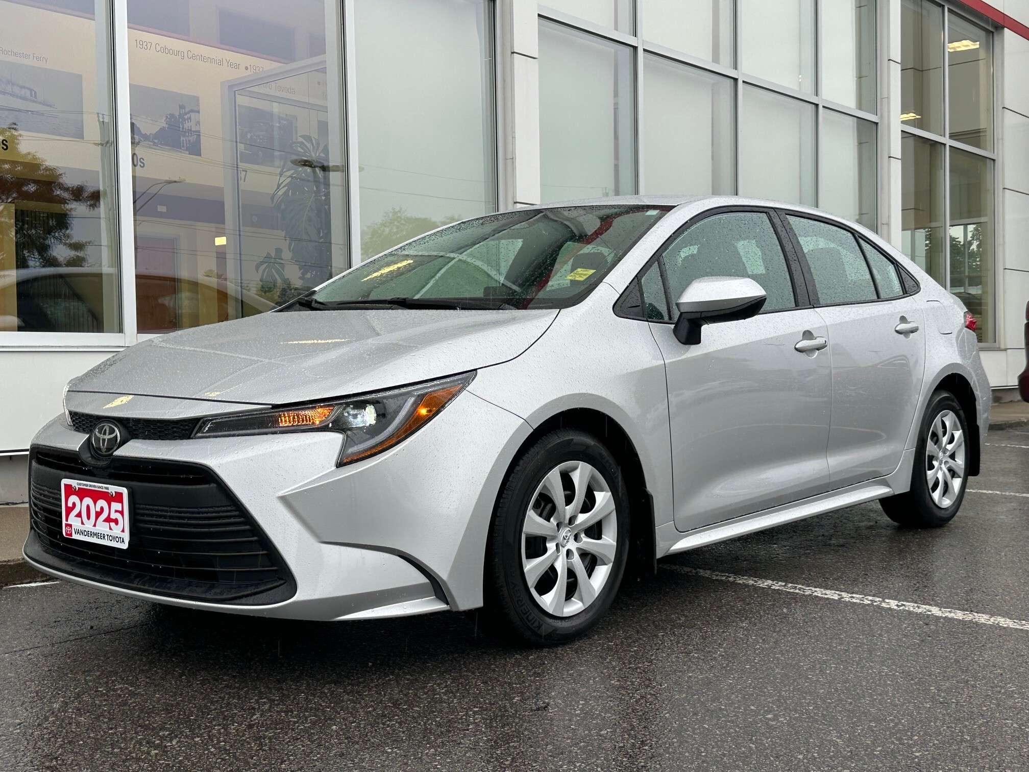 2025 Toyota Corolla LE-ONLY 14,454 KMS!