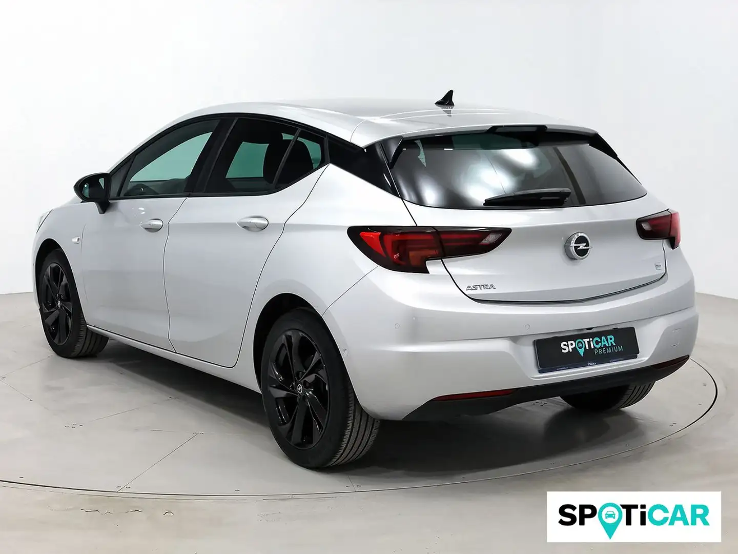 Opel Astra 1.2T S/S Ultimate 145 Plateado - 2
