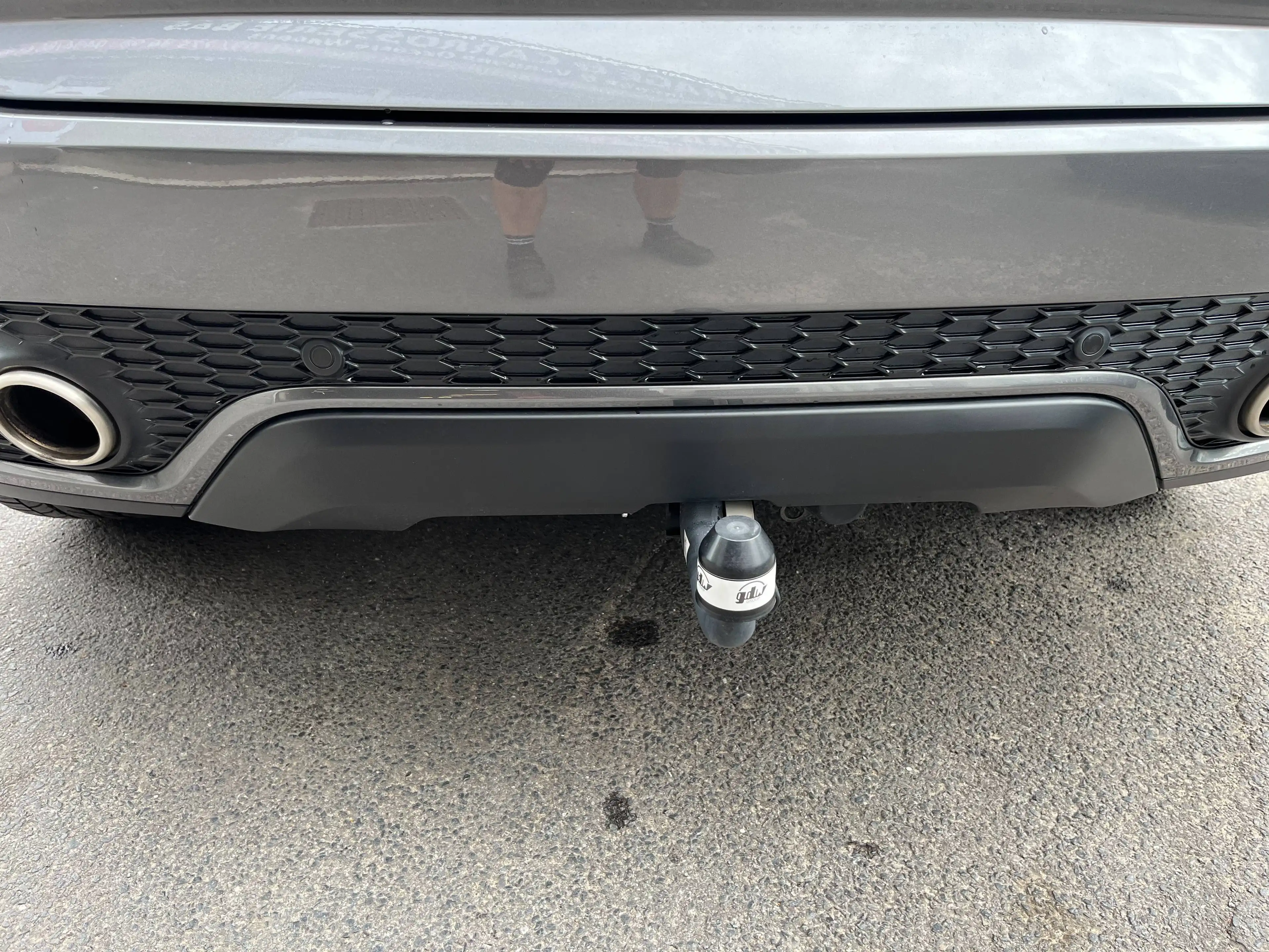 Jaguar E-Pace E-Pace 2.0 T AWD R-Dynamic — photo 10