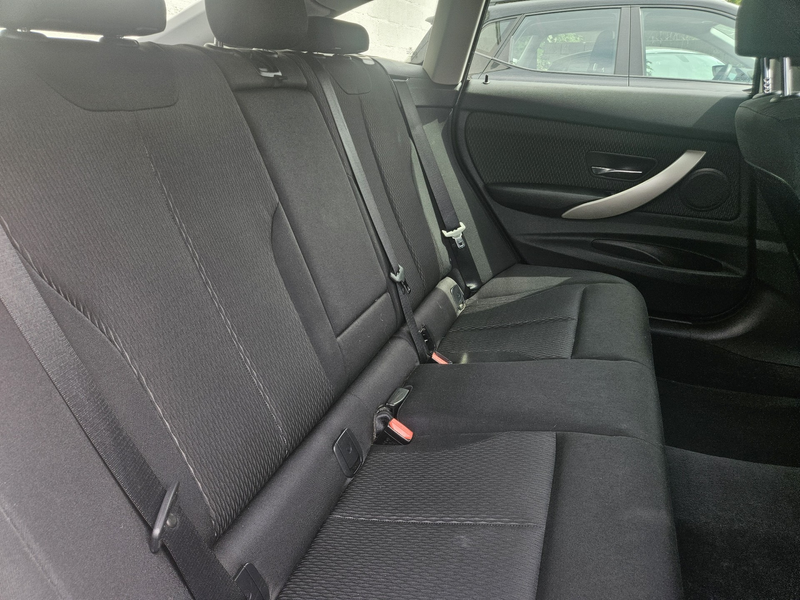 BMW 318 GT*1er PROPRIO*AUTOMATIQUE — photo 7