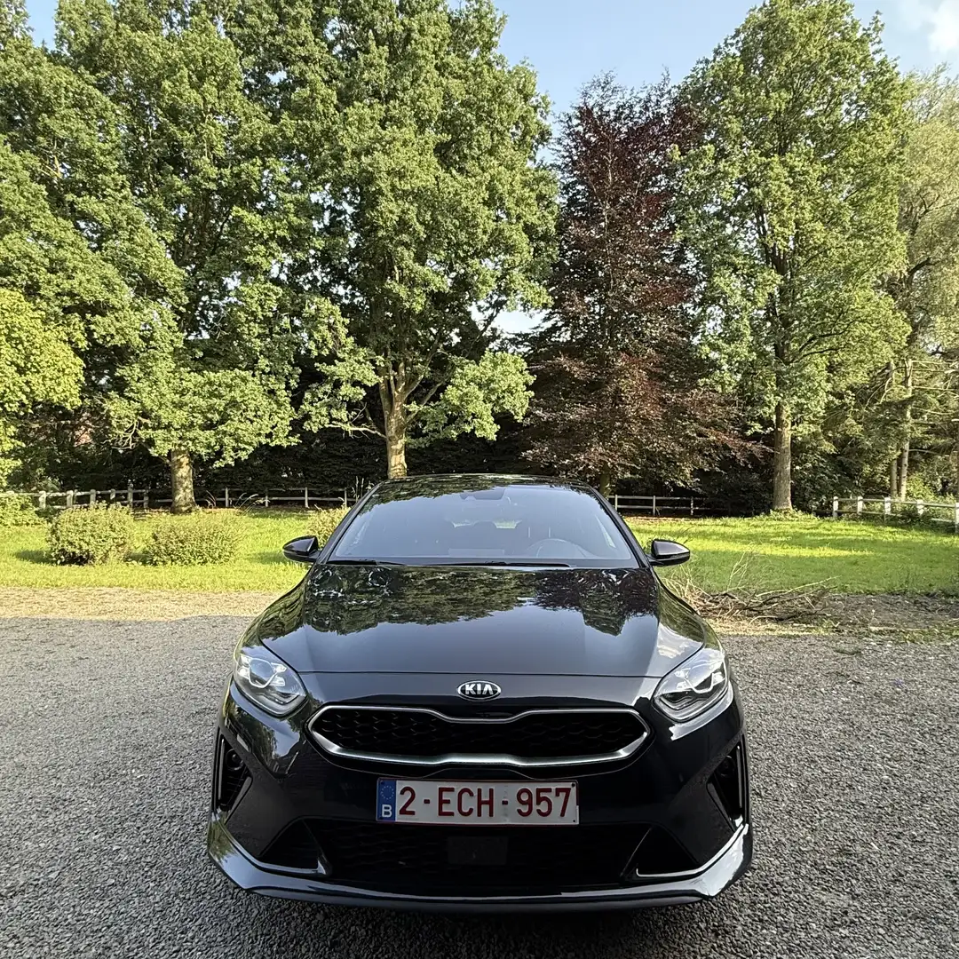Kia Ceed / cee'd 1.6 CRDi MHEV GT-Line DCT Zwart - 1