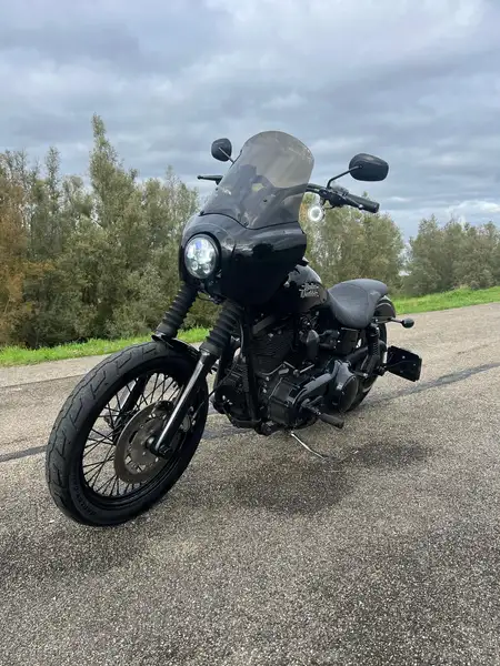 Harley-Davidson Dyna Street Bob - foto 5