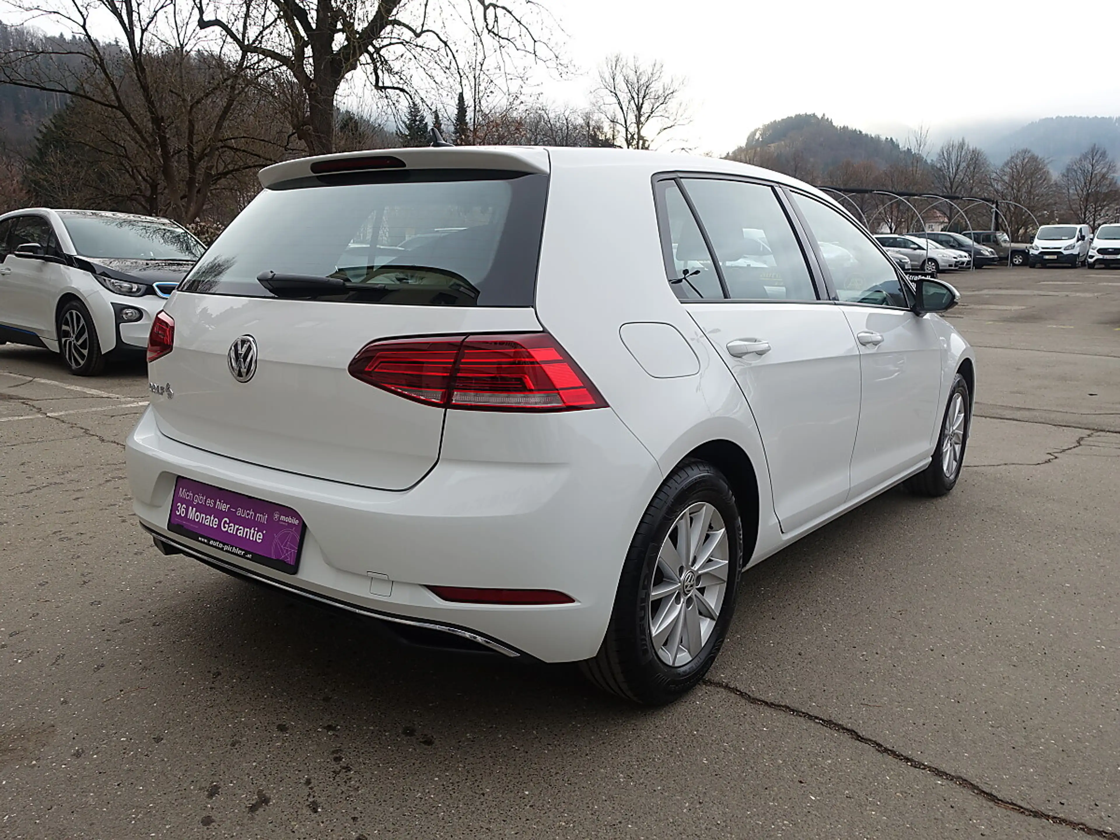 Volkswagen Golf R abbit 1,0 TSI — photo 6