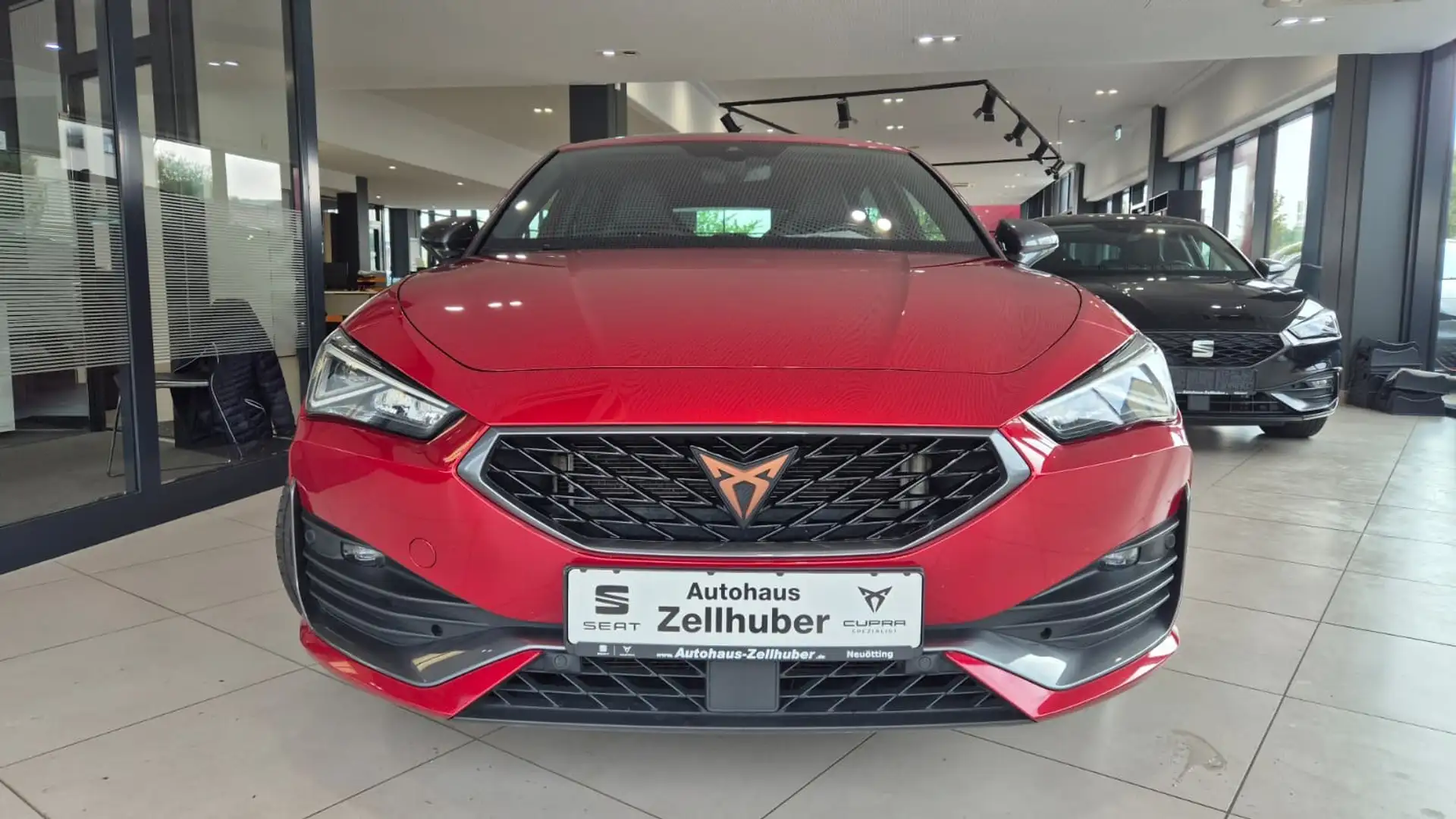 CUPRA Leon Leon 1.4 e-Hybrid *ACC*Kamera*Navi* Rot - 2