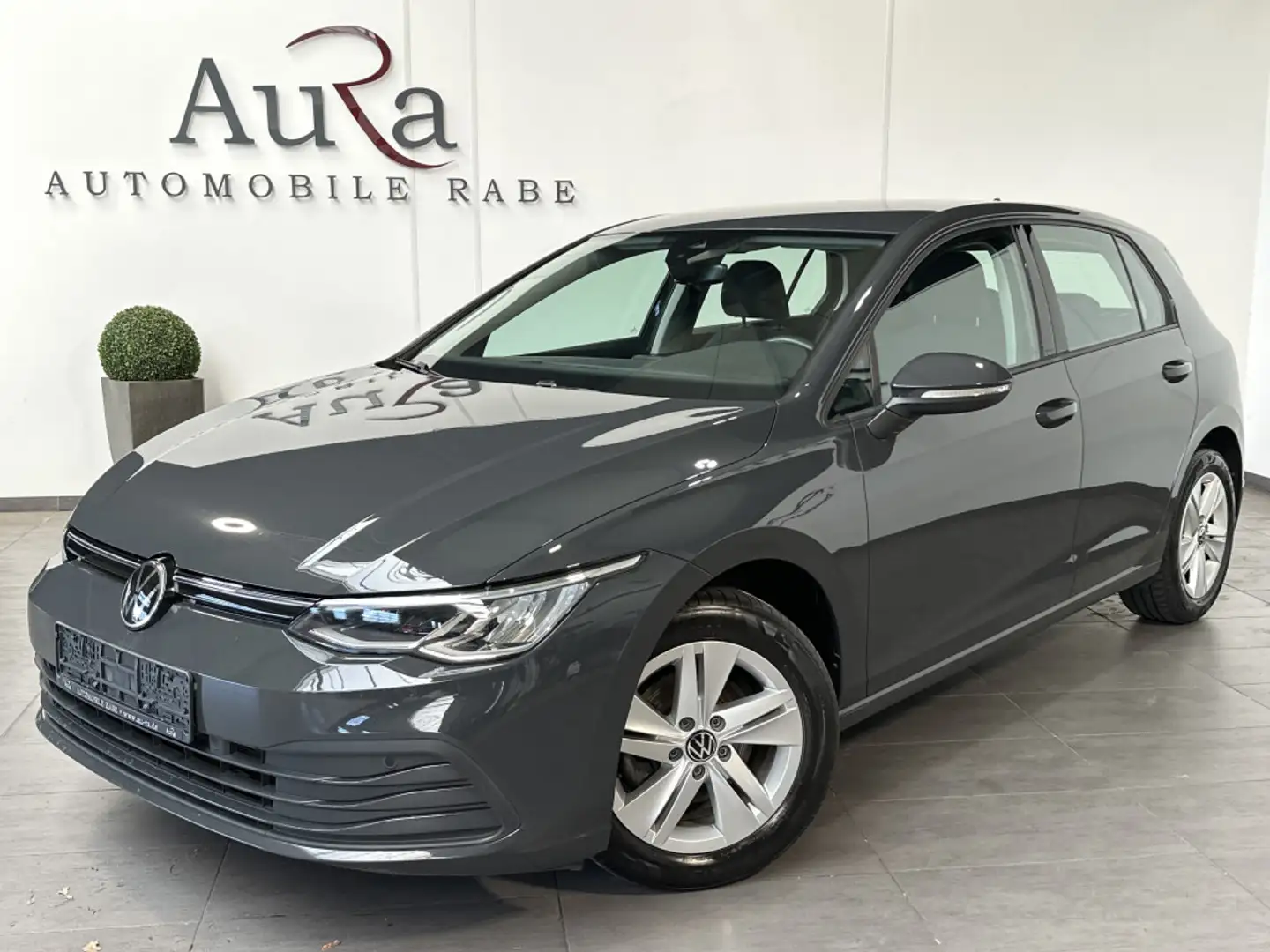 Volkswagen Golf 1.5 TSI Life NAV+LED+ACC+CARPLAY+VCOCKPIT Grau - 1