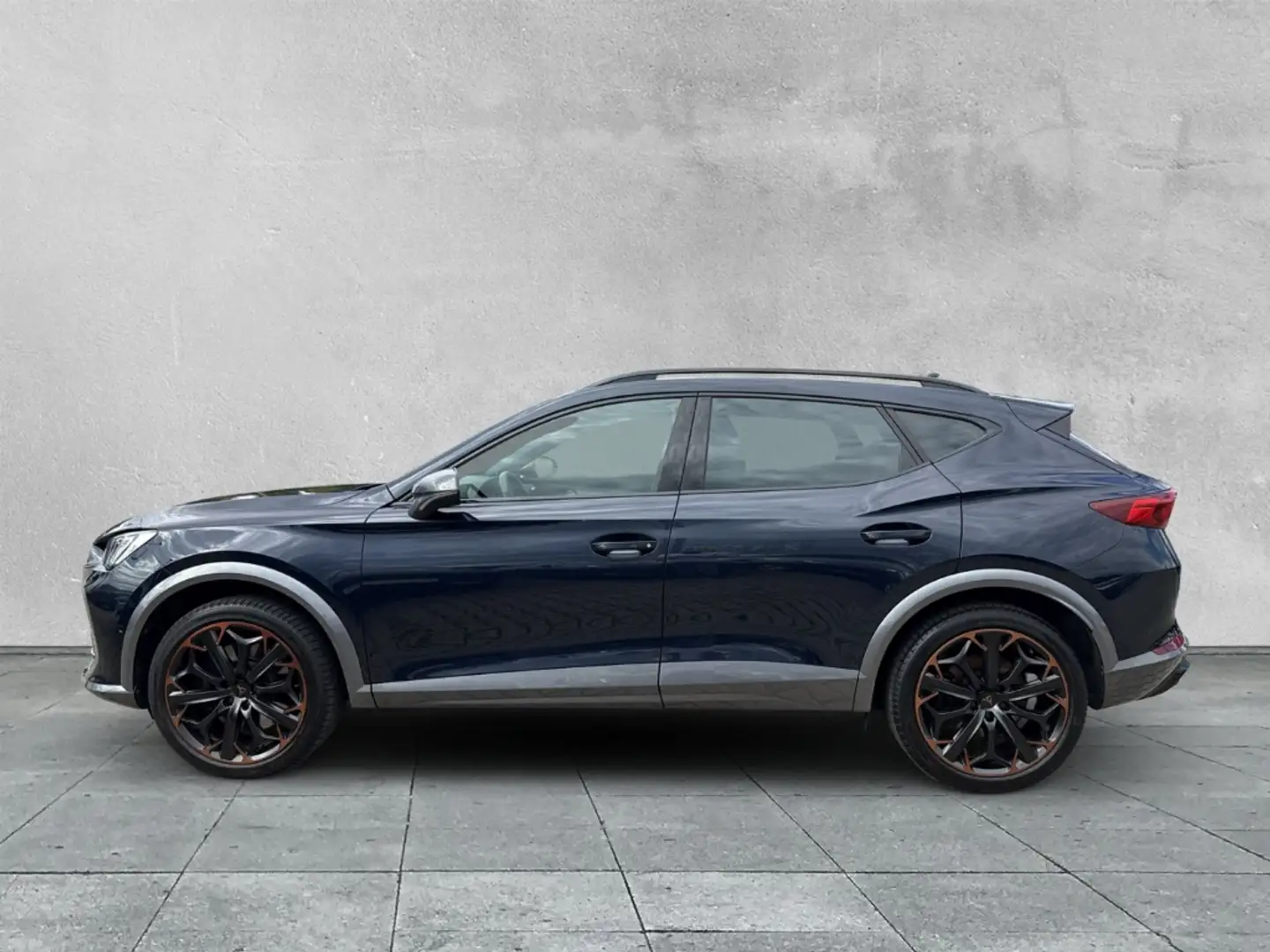 CUPRA Formentor 2.0 TSI 4DRIVE VZ NAVI+PANO+AHZV+LED Blau - 2