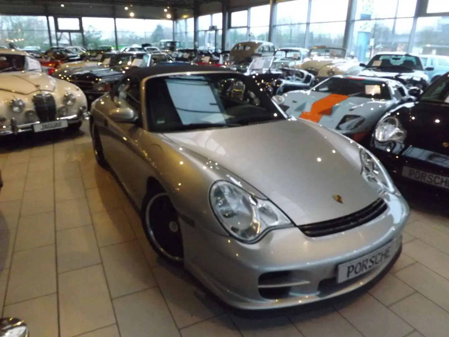 Porsche 996 Carrera 4 S Cabr. Sportumbau GT2, der Beste Zilver - 1