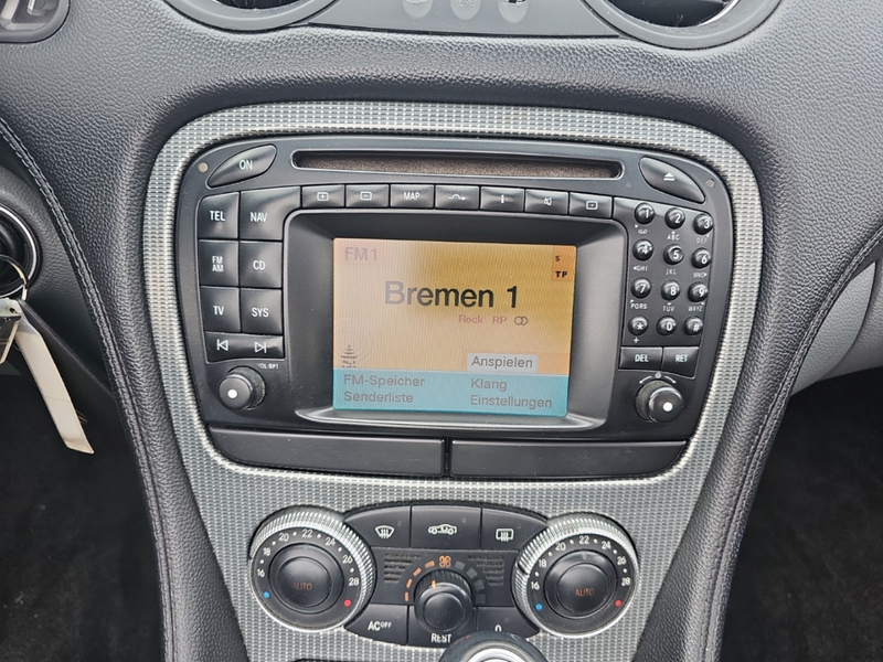 Mercedes-Benz SL 500 (KOMMISSIONSFAHRZEUG) Navi Leder Soundsystem Bose — photo 12