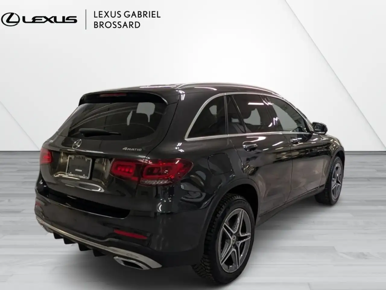 Mercedes-Benz GLC снимка Mercedes-Benz GLC