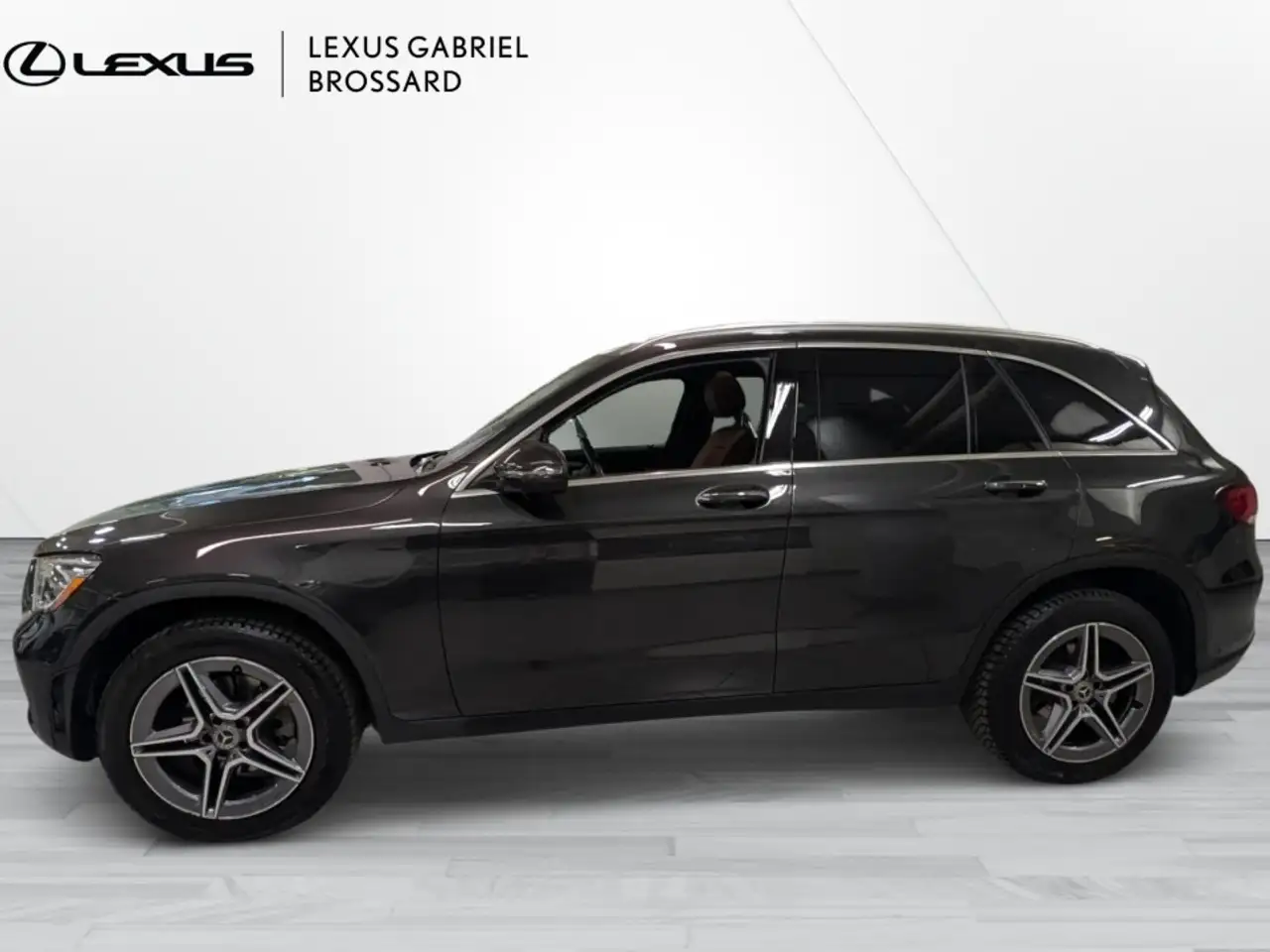 Mercedes-Benz GLC снимка Mercedes-Benz GLC