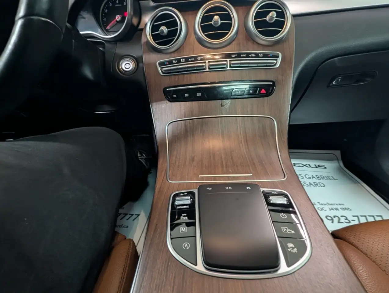 Mercedes-Benz GLC снимка Mercedes-Benz GLC