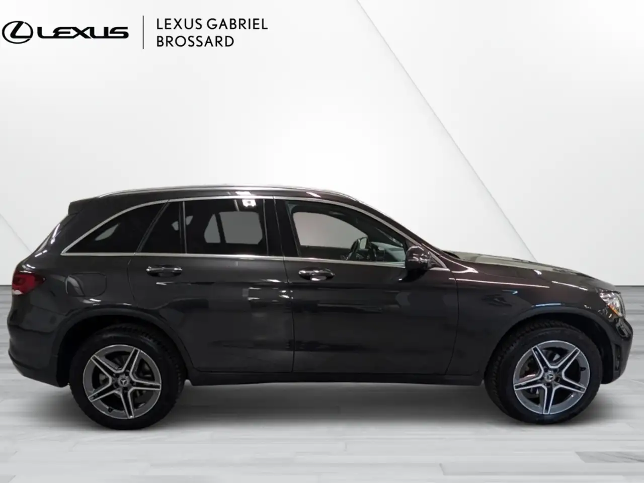 Mercedes-Benz GLC снимка Mercedes-Benz GLC