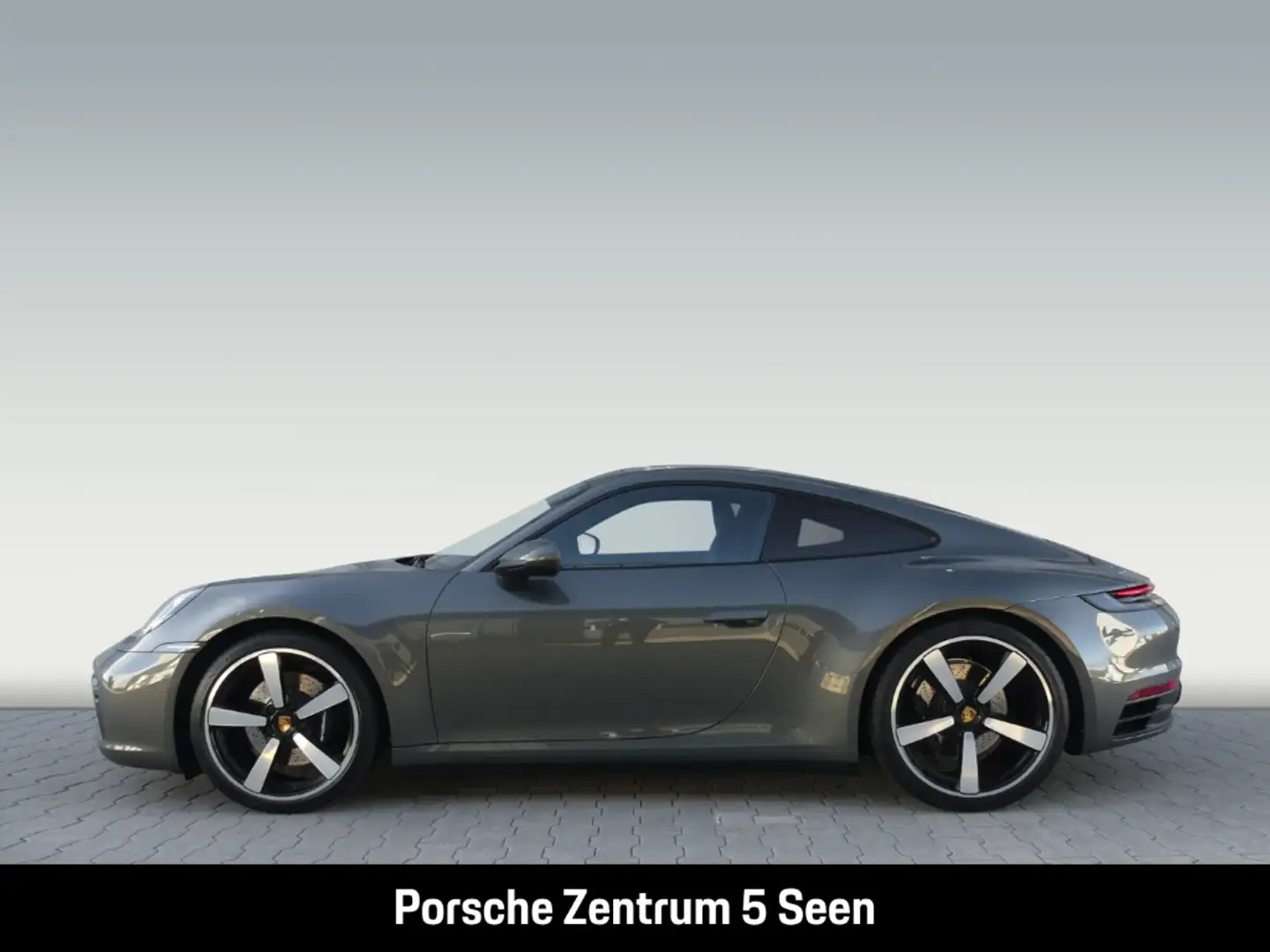 Porsche 992 I Carrera 4S, BOSE, CHRONO, LIFT, SAGA, ACC Grün - 2