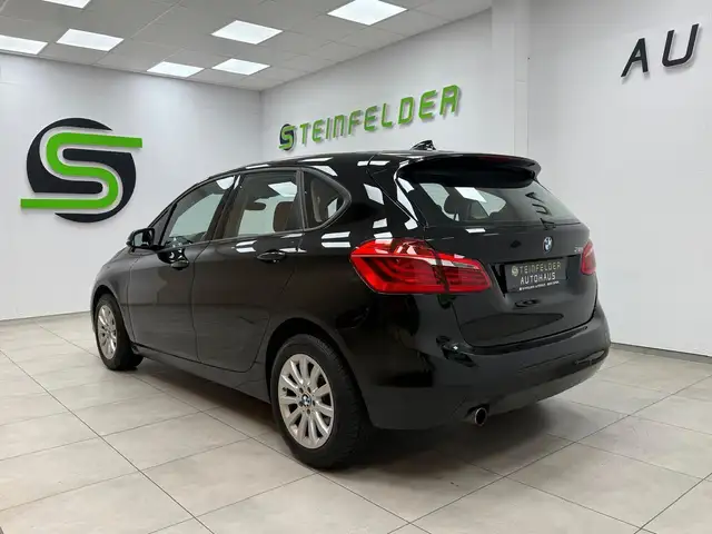 BMW 2 Series view 5