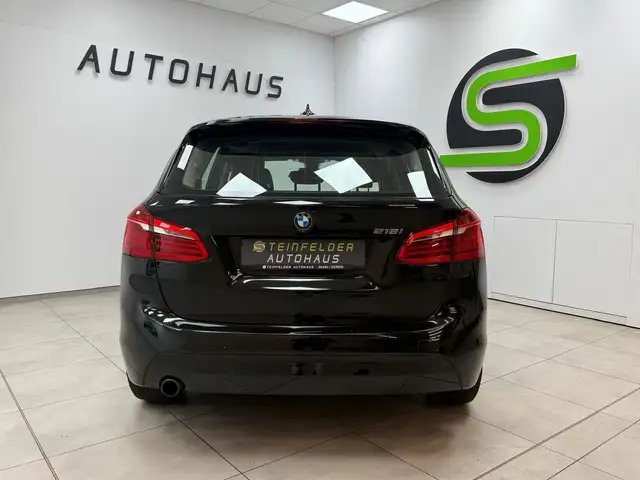 BMW 2 Series view 6
