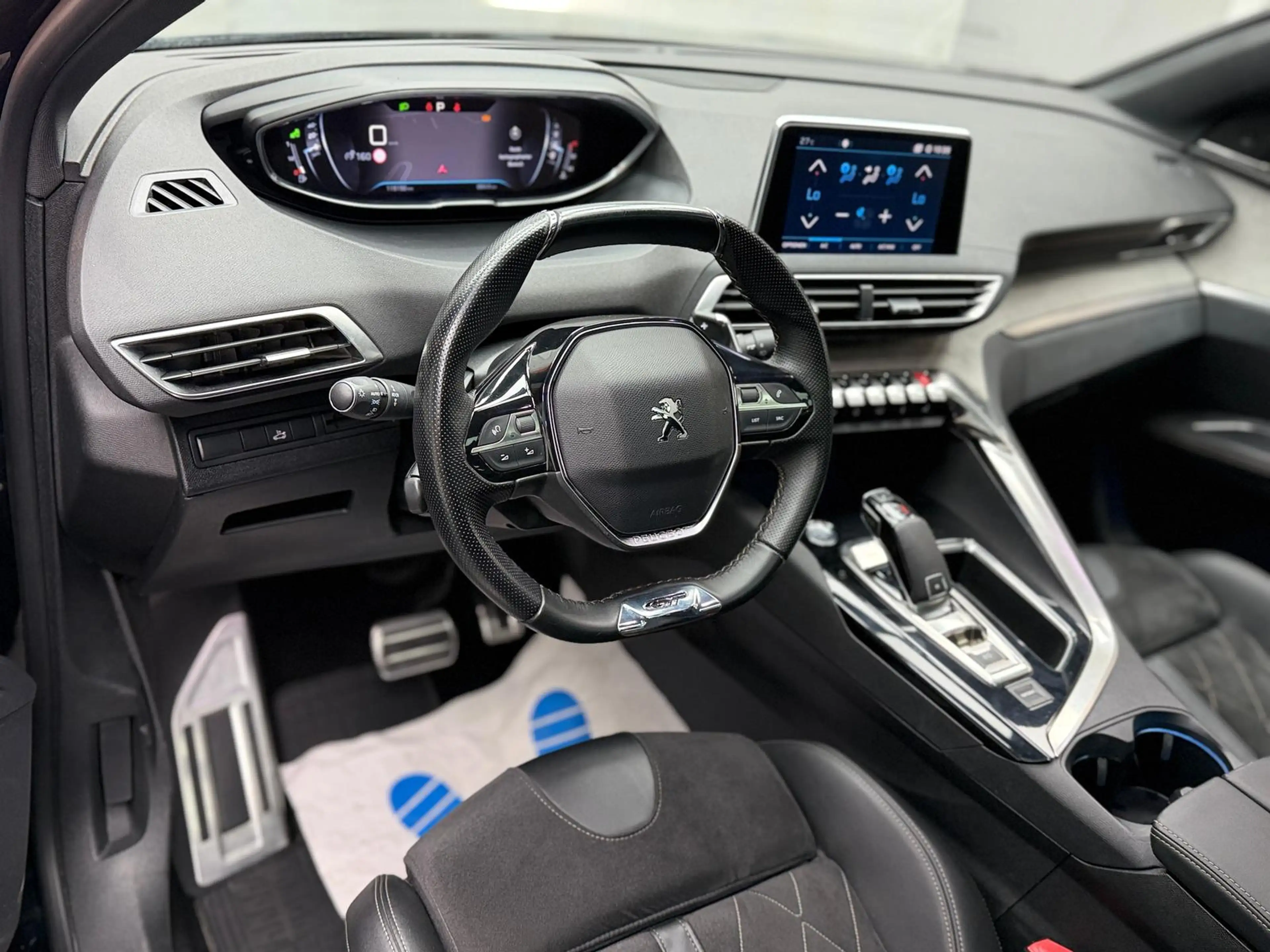 Peugeot 5008 GT 2.0 Blue-HDI FAP|NAVI|PANO|VIRT|LM — photo 9