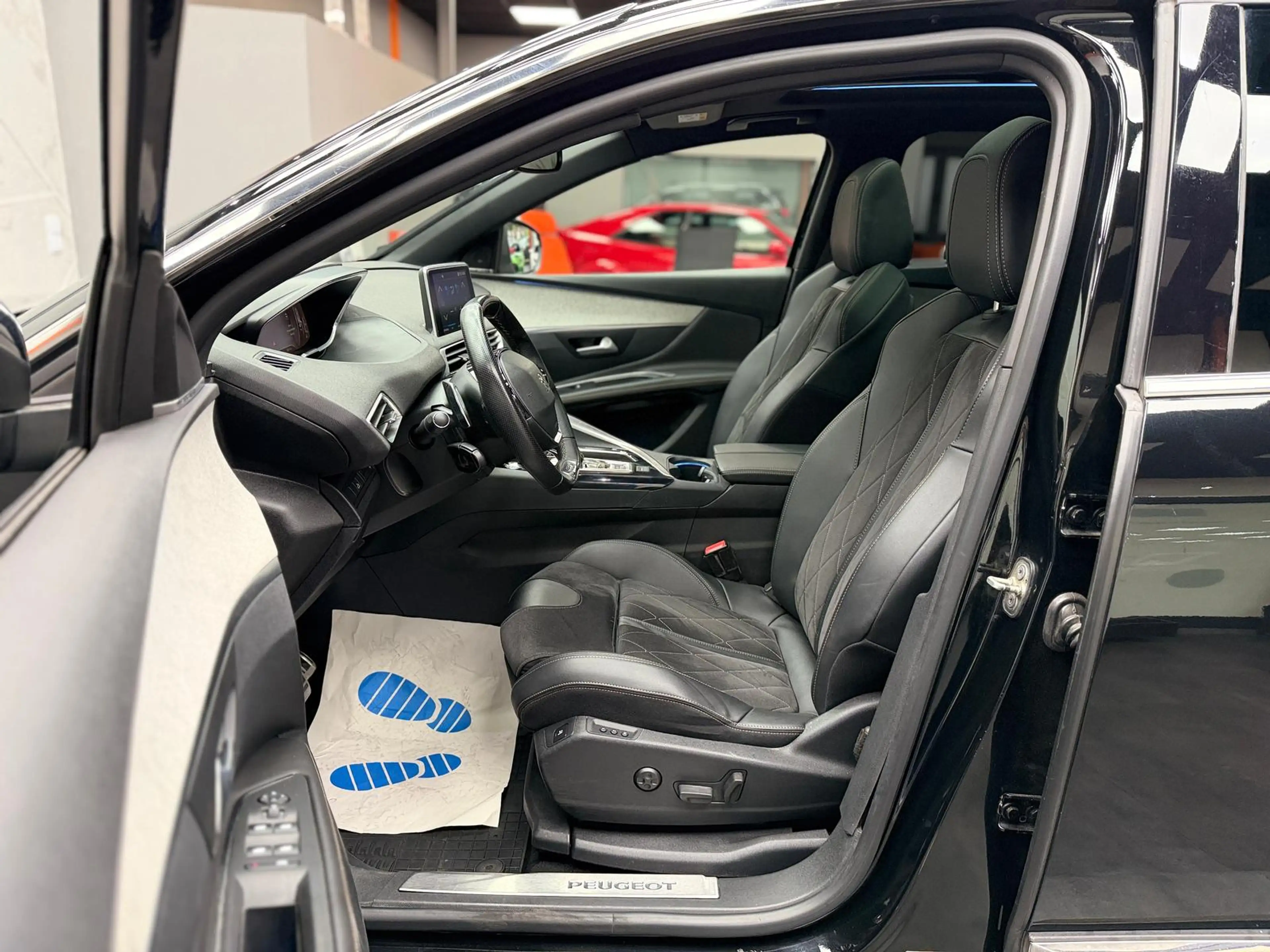 Peugeot 5008 GT 2.0 Blue-HDI FAP|NAVI|PANO|VIRT|LM — photo 14