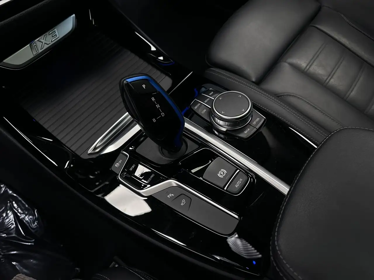 BMW iX3 80 kWh*CARPLAY*H/K*HUD*PANO*93.6% SOH*, миниатюра 28