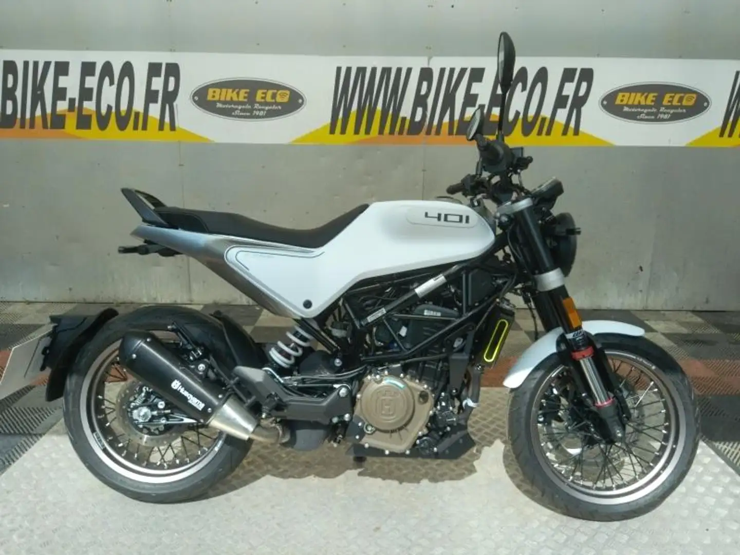 Husqvarna 701 Enduro Alb - 1