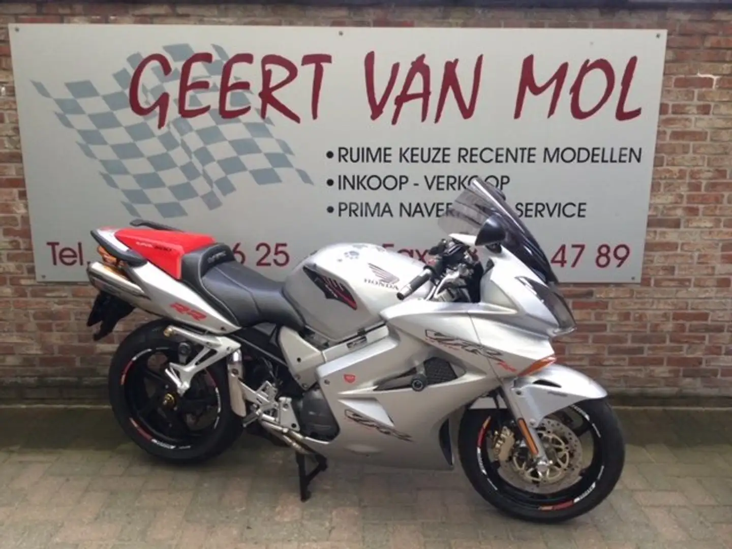 Honda VFR 800 ABS Argent - 1