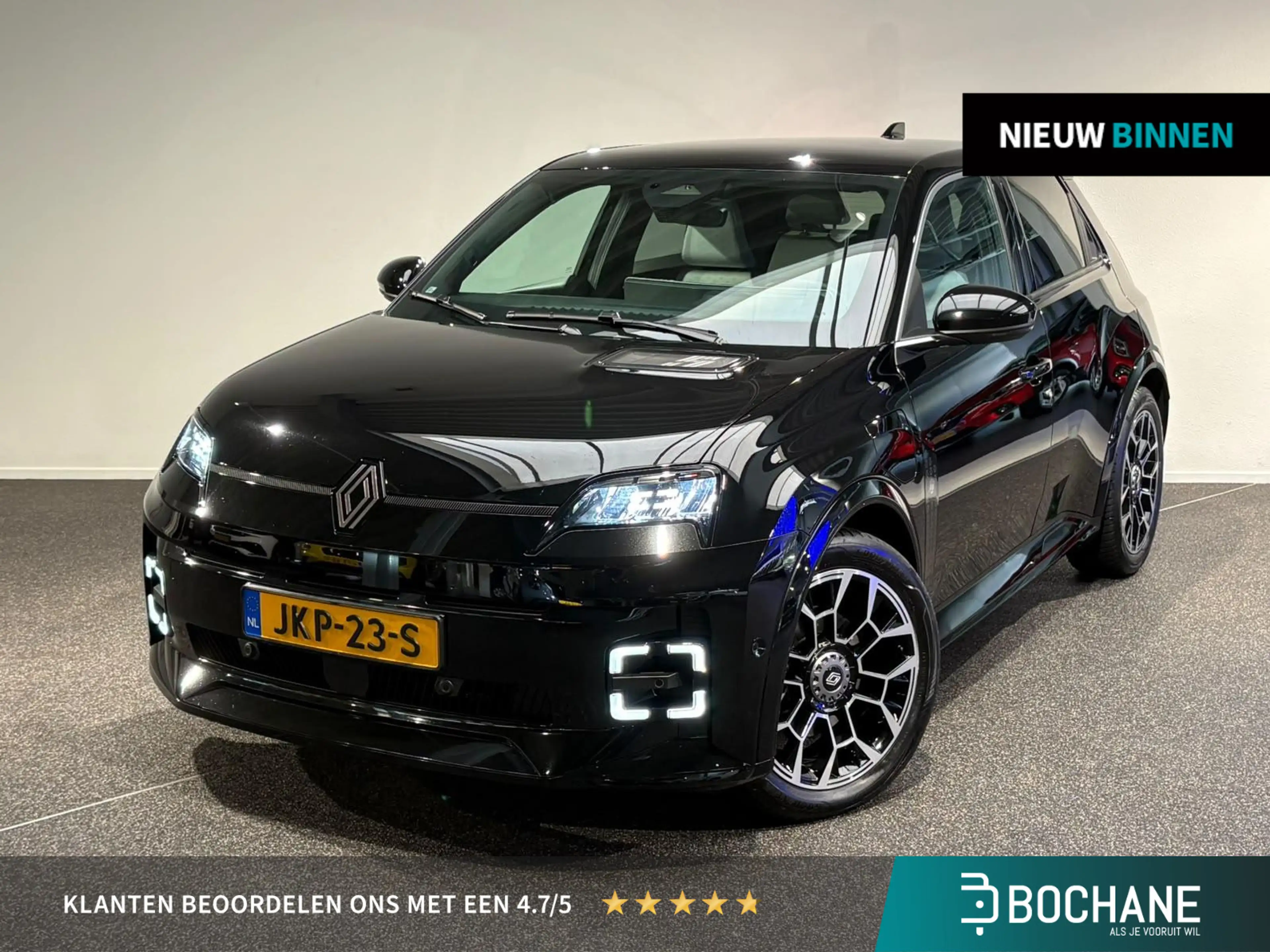 Renault R 5 comfort range Roland-Garros 52 kWh | Stoel & Stuur