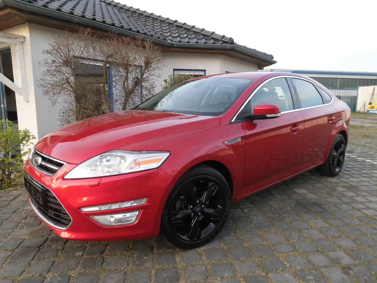 Ford Mondeo 2.0 TDCi Aut. Business Edition Rot - 2