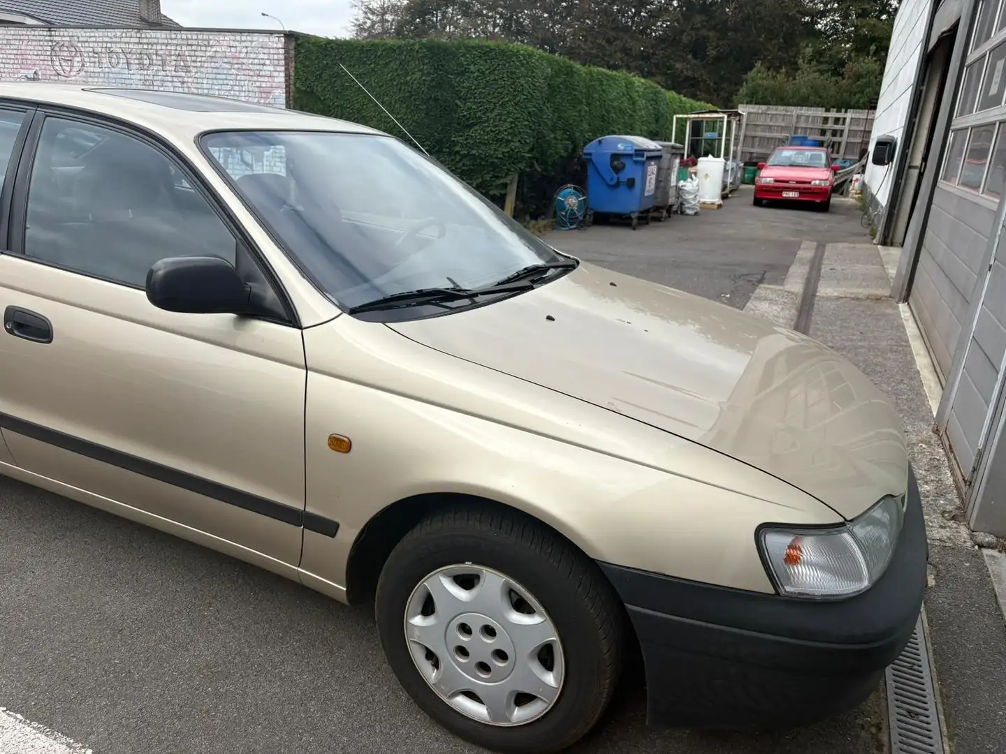 Toyota Carina 1.6 - 1
