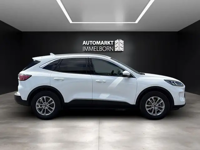 Ford Kuga view 6