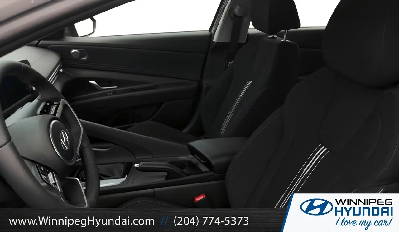 Hyundai ELANTRA снимка Hyundai ELANTRA