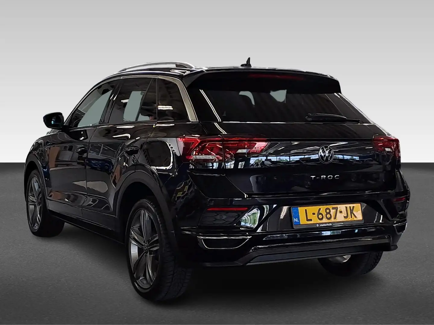 Volkswagen T-Roc 1.5 TSI 150PK SPORT BUSINESS R-LINE NAVI LED TEL P Negro - 2