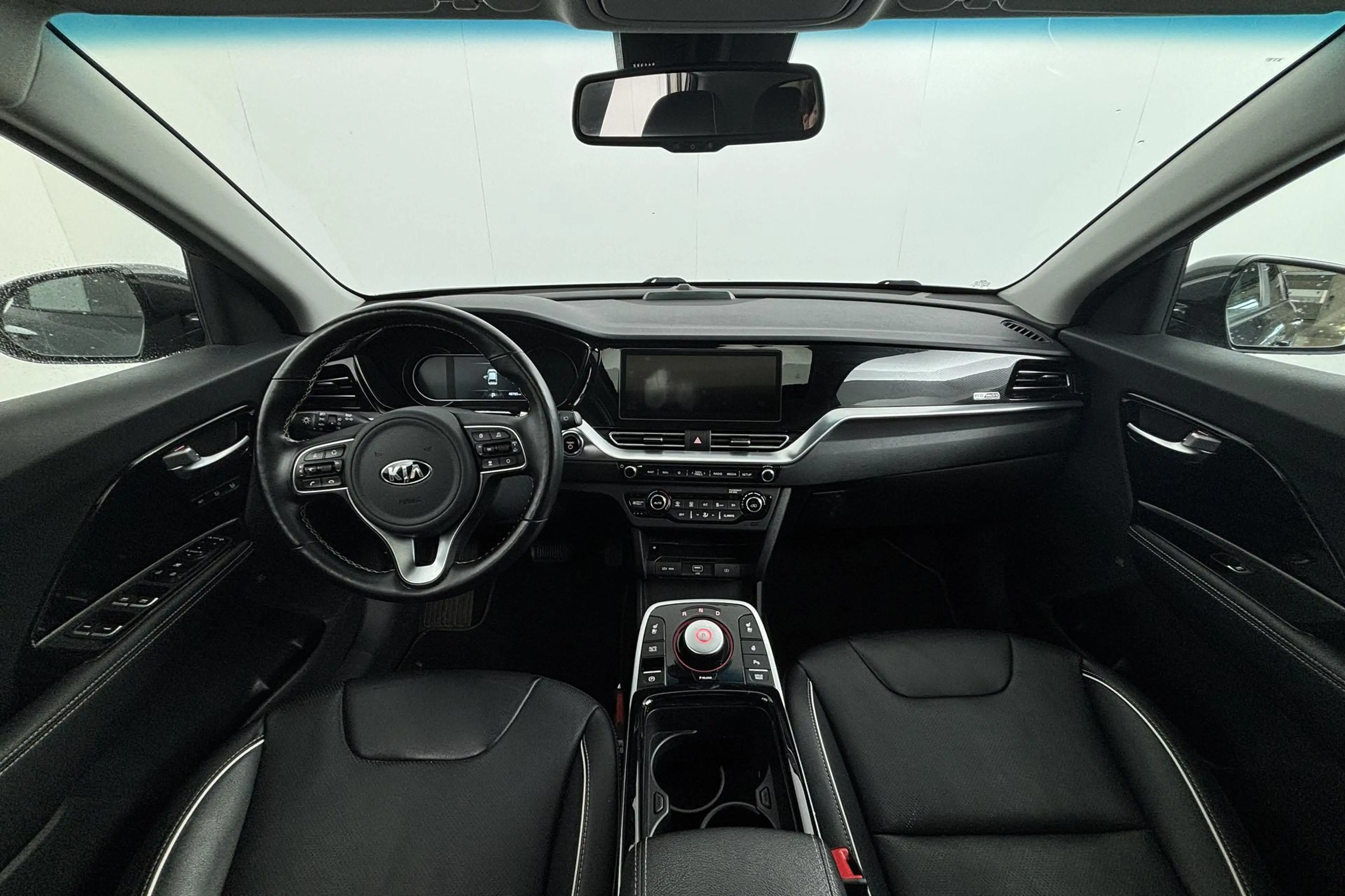 Kia e-Niro DynamicPlusLine 64 kWh – modern en volledig elektr — photo 5