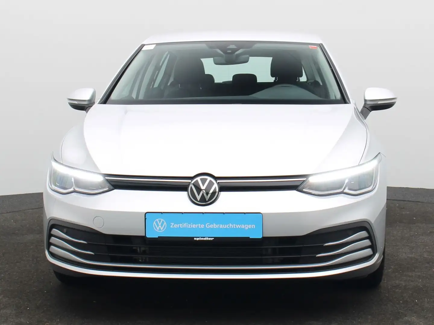 Volkswagen Golf VIII Life 1.5TSI / Navi, App, LED, ACC, SHZ Zilver - 2