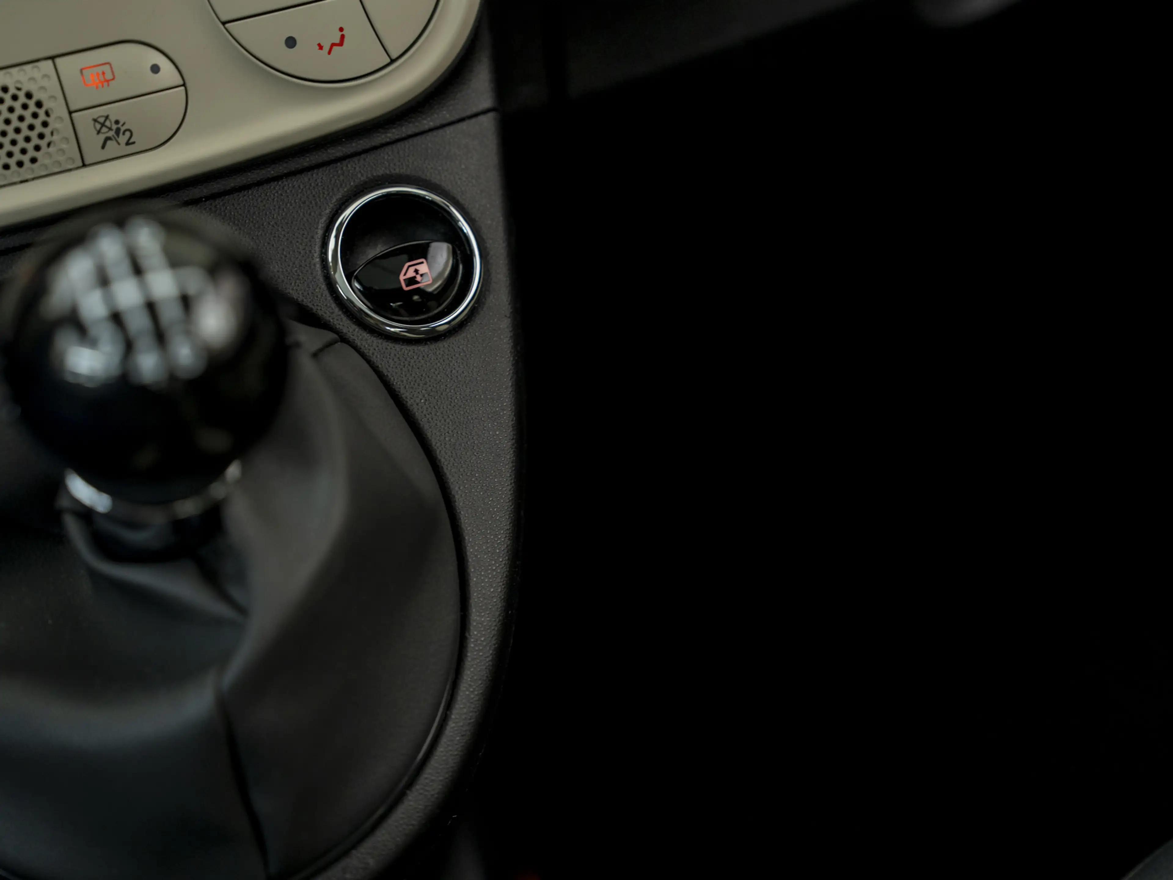 Fiat 500 1.0 Hybrid Dolcevita, Pano, NAP, Apple carplay, Na — photo 38