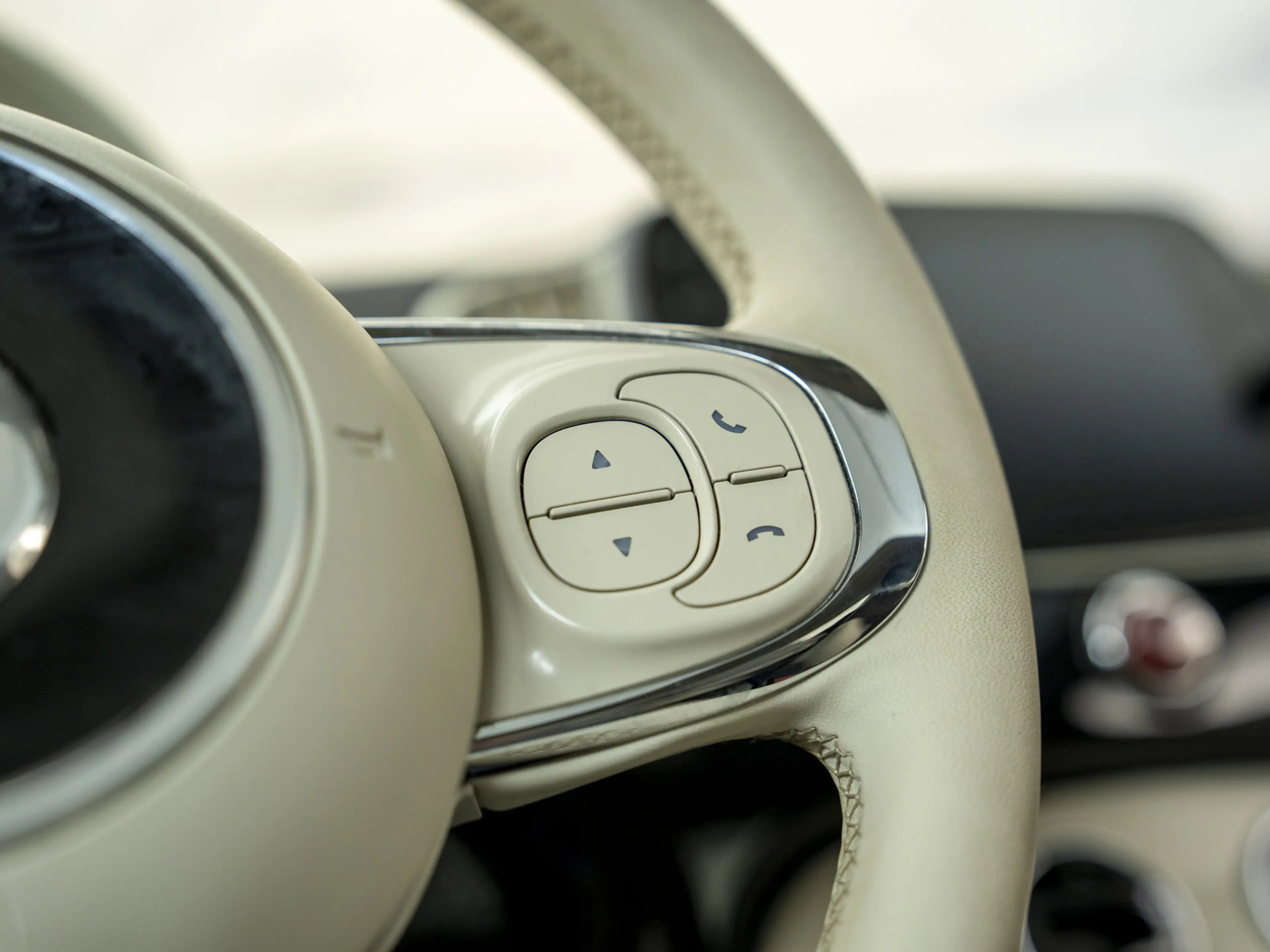 Fiat 500 1.0 Hybrid Dolcevita, Pano, NAP, Apple carplay, Na — photo 34