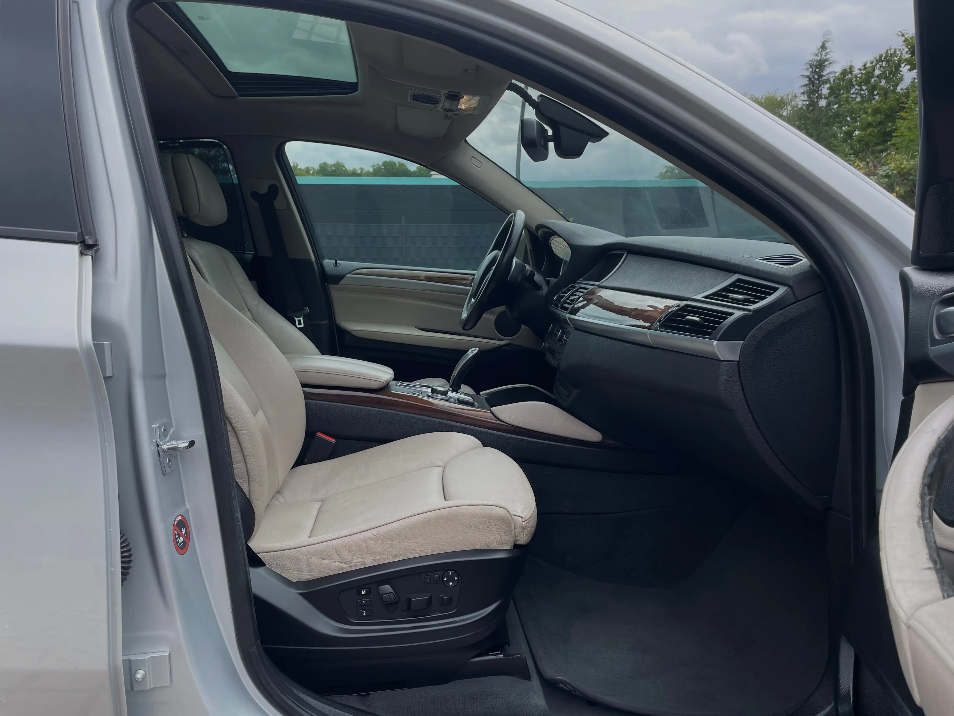 BMW X6 xDrive 35 i Sport Paket Trittbrett Leder Head Up Keylles Go — photo 10