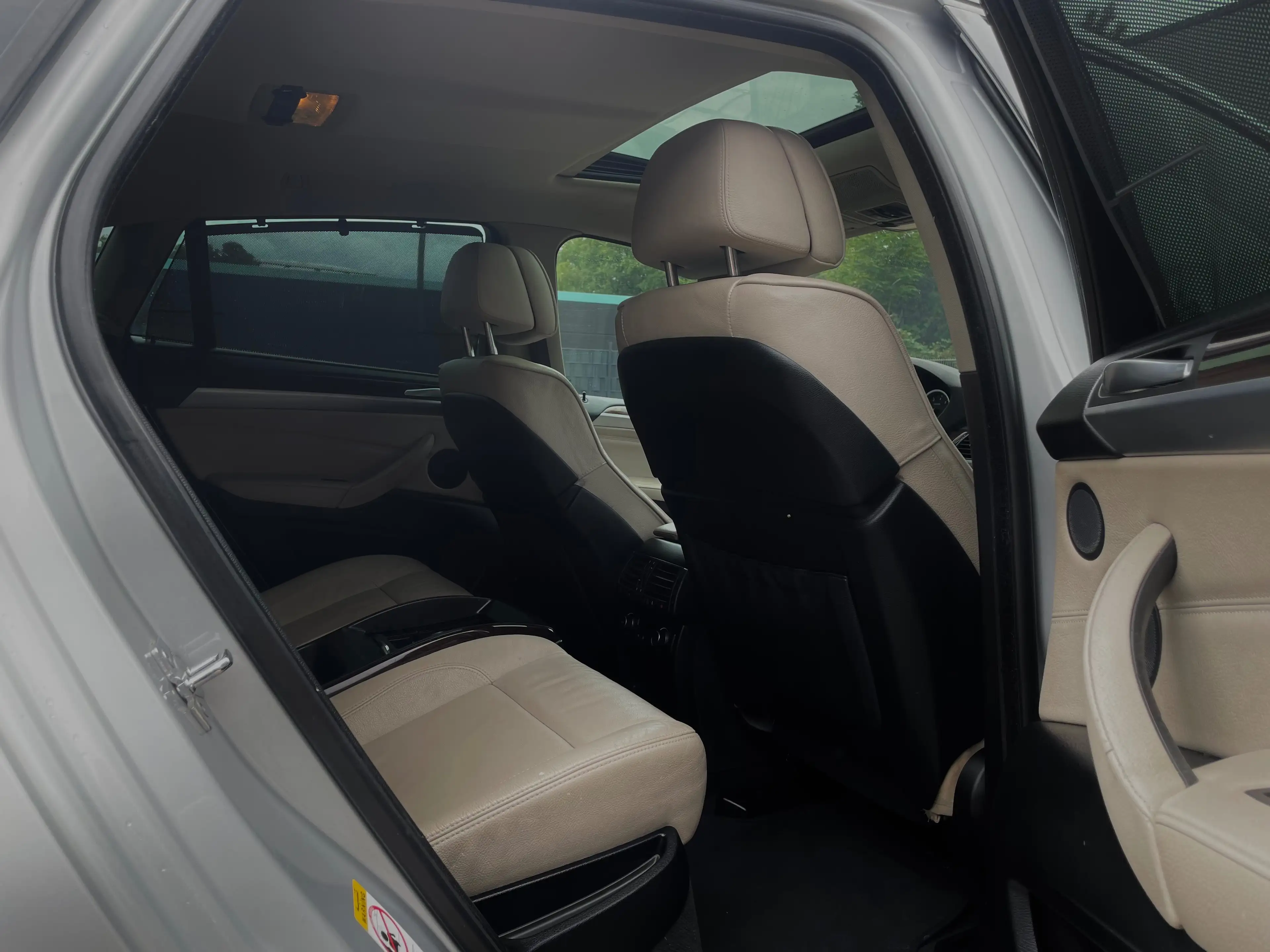 BMW X6 xDrive 35 i Sport Paket Trittbrett Leder Head Up Keylles Go — photo 11