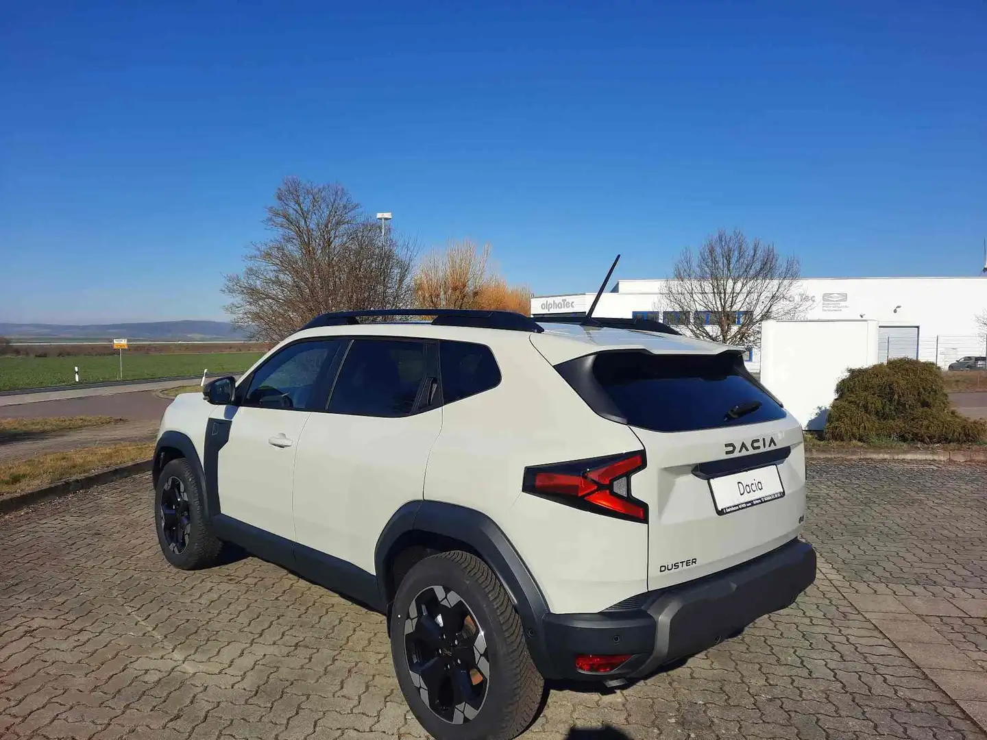 Dacia Duster III TCe 130 Extreme 4x4 *Winter/Tech Pak* Beige - 2