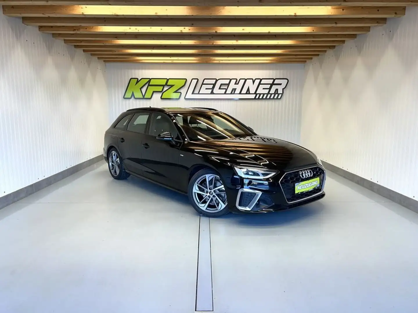 Audi A4 AV 35 TDI S-tr. ''S line'' AHK*NAVI*SITZH*PHONEBO Zwart - 1