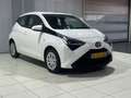 Toyota Aygo 1.0 VVT-i x-play | Apple carplay/anroid auto | Dea Blanc - thumbnail 2