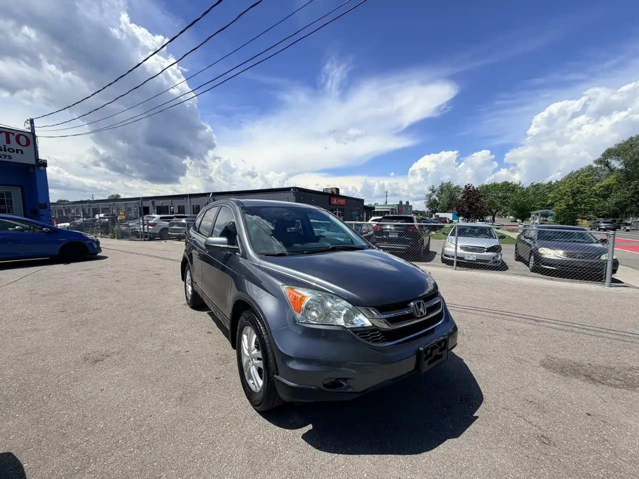 Honda CR-V photo Honda CR-V