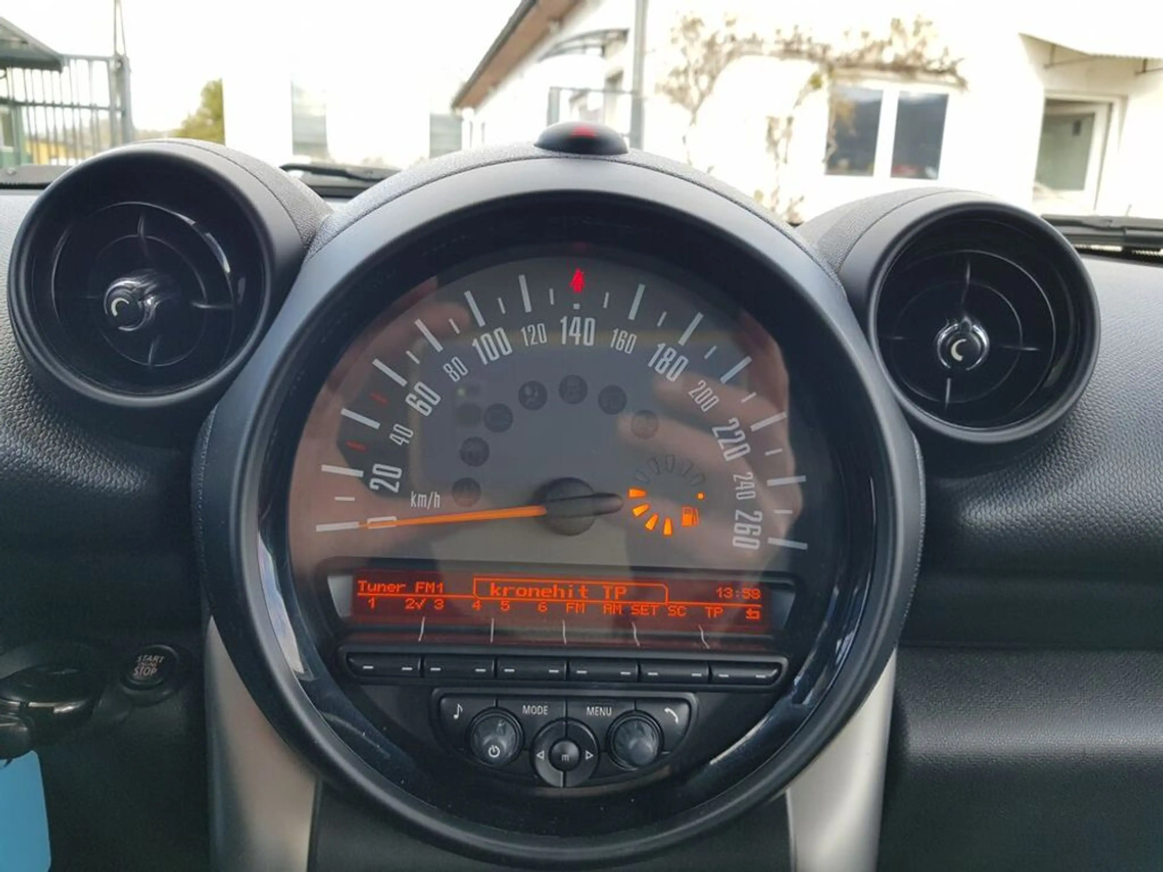 MINI One D Countryman One 1,6d — photo 14