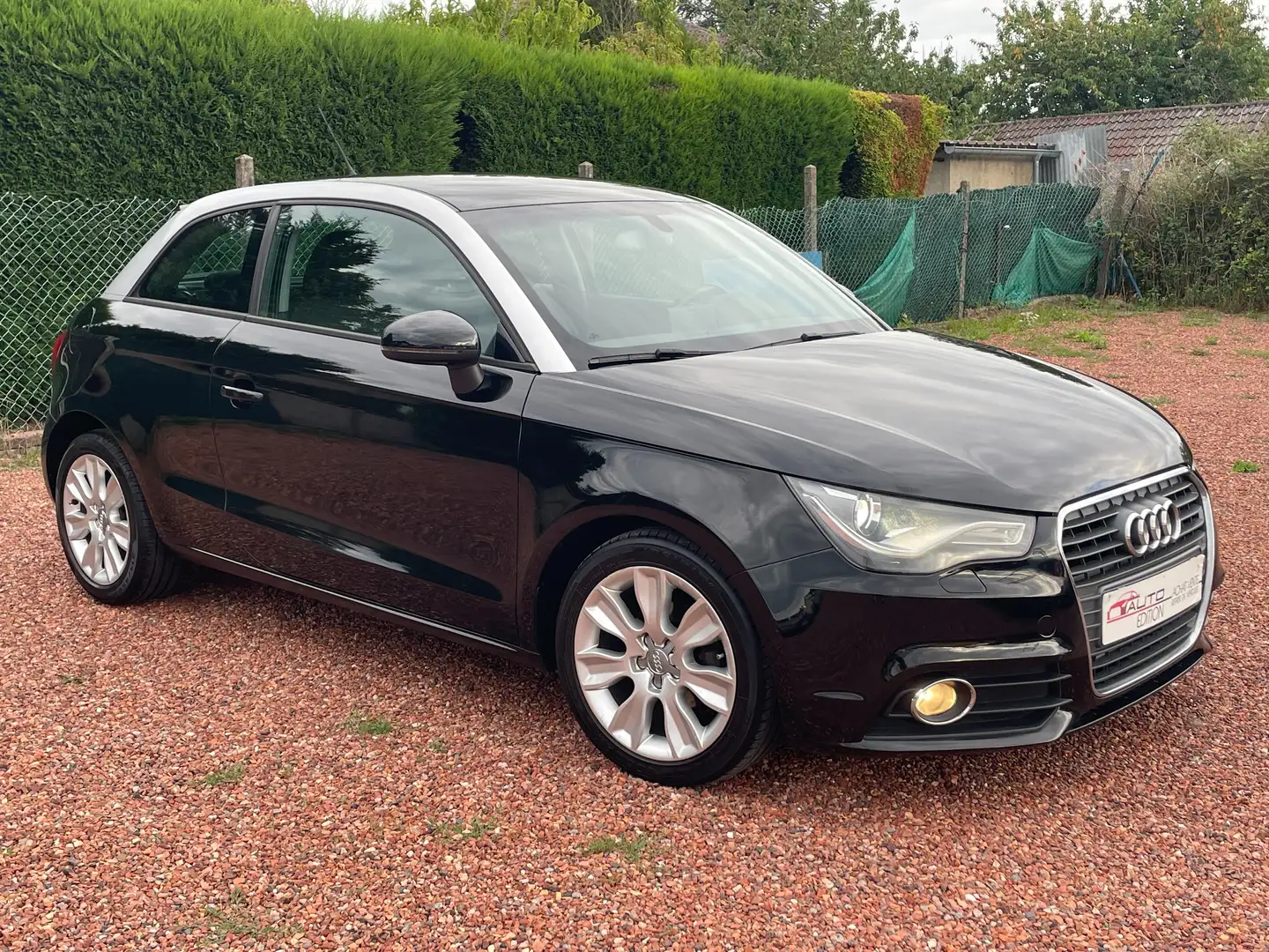 Audi A1 1.6 TDI 90 cv Ambition Luxe Schwarz - 2
