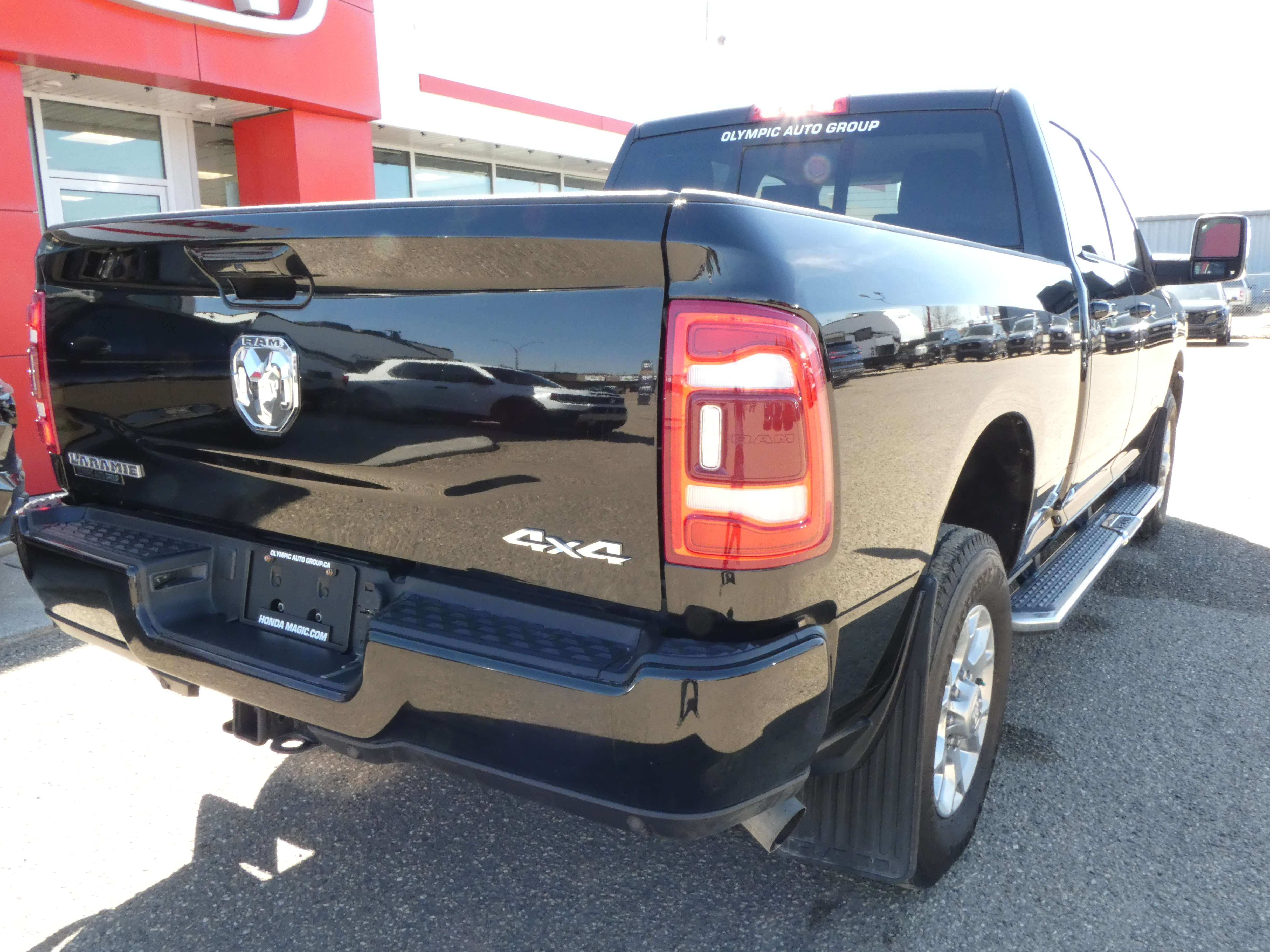 2024 RAM 2500 Crew Cab